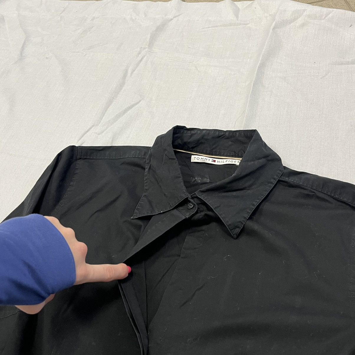 Tommy Hilfiger Black Tommy Hilfiger button-up shirt Size M / US 6-8 / IT 42-44 - 4 Thumbnail