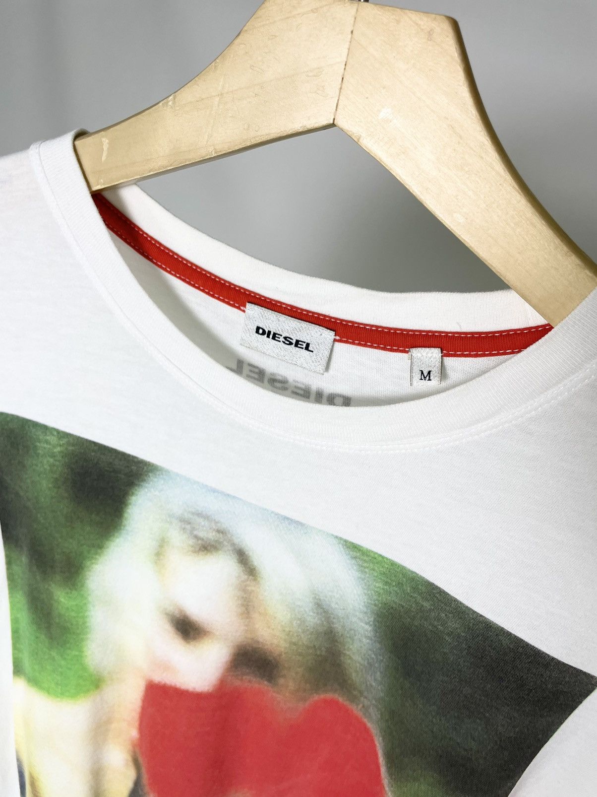 Diesel DIESEL x Sasha Kurmaz Art naked girl sprays graffiti tee Size US M / EU 48-50 / 2 - 12 Thumbnail