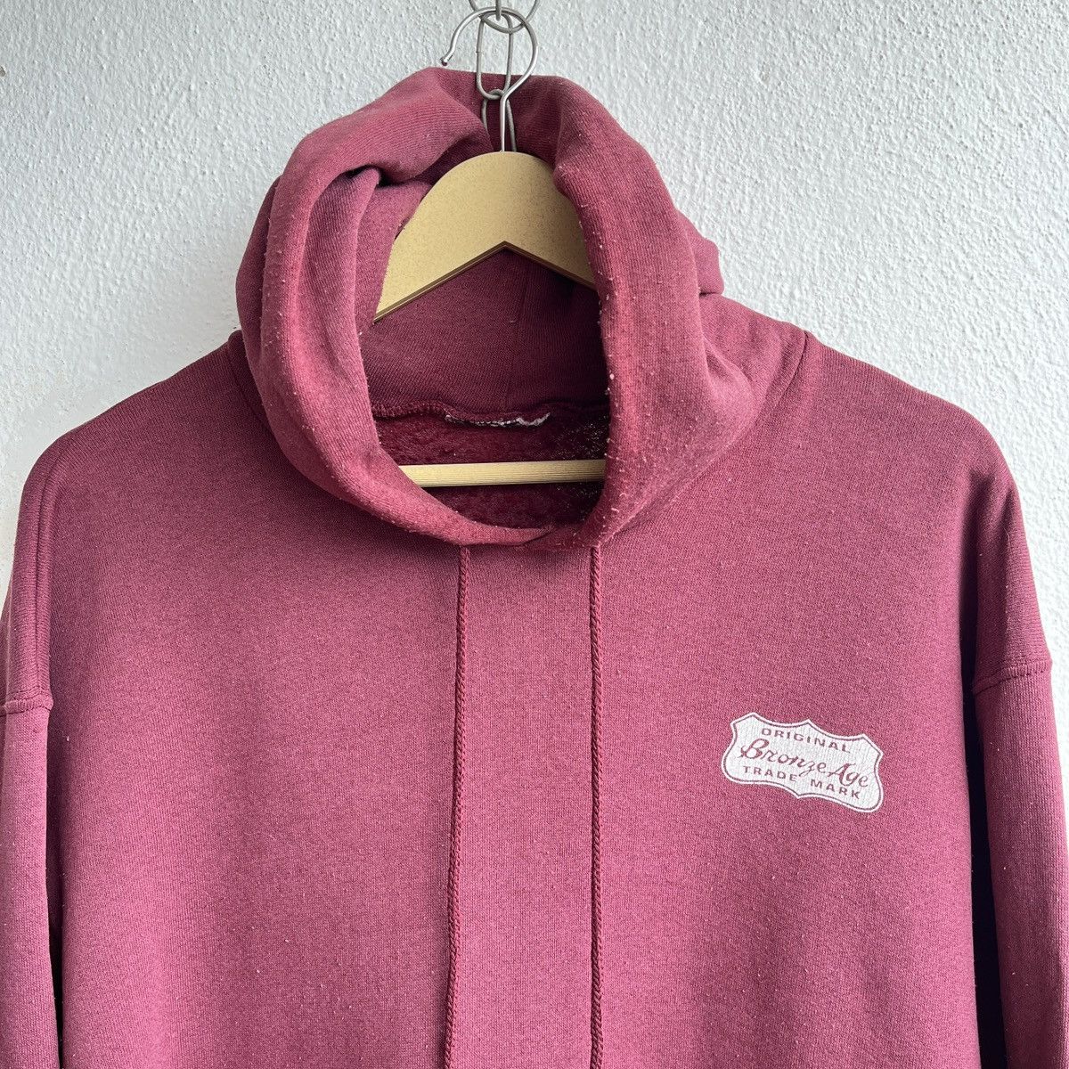 Vintage BRONZE AGE 1980s FISH SKULL SURF DESIGN REAL VINTAGE HOODIE Size US M / EU 48-50 / 2 - 22 Thumbnail
