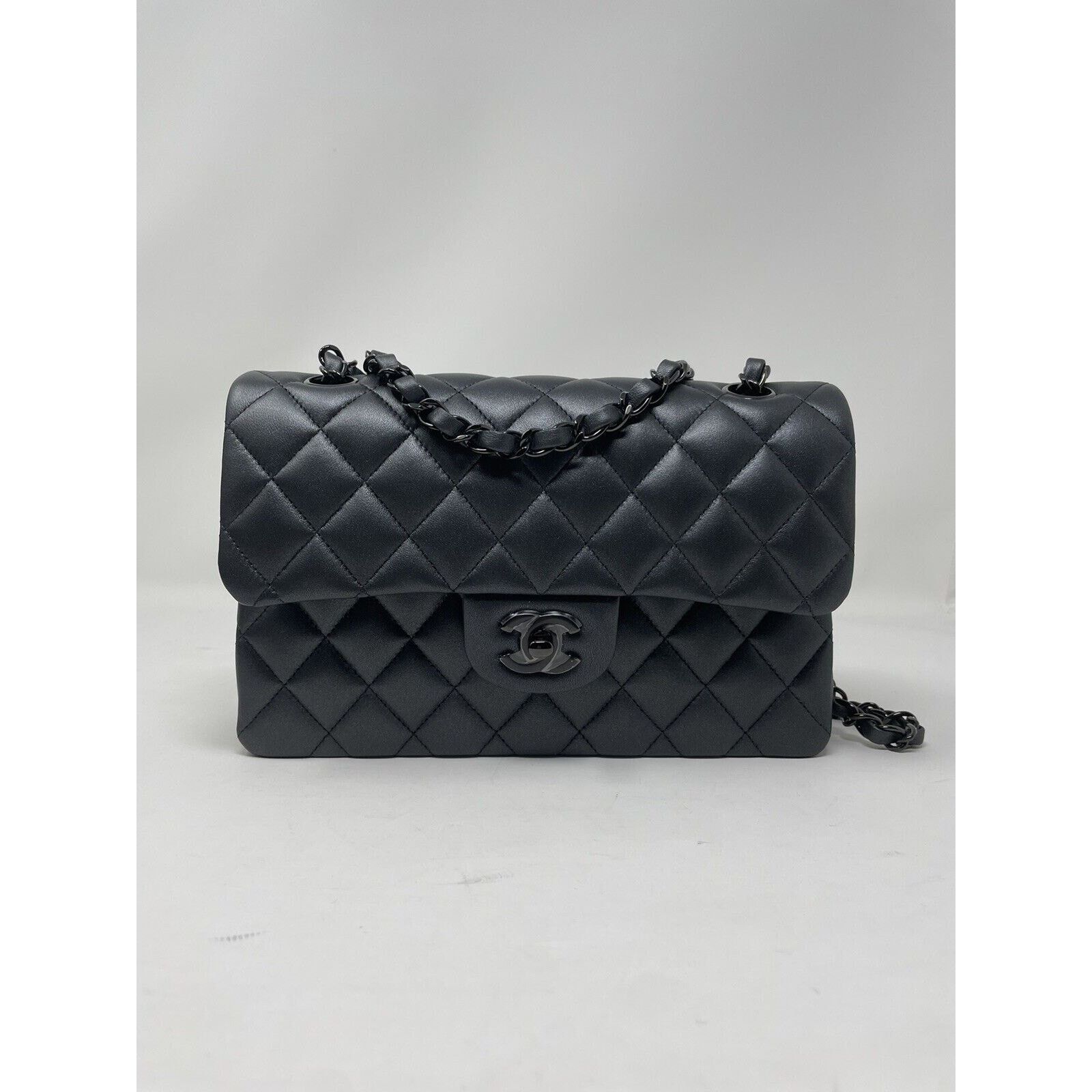 Chanel SO BLACK Small Classic Double Flap Black Pearly Lambskin 23B Size ONE SIZE - 3 Thumbnail