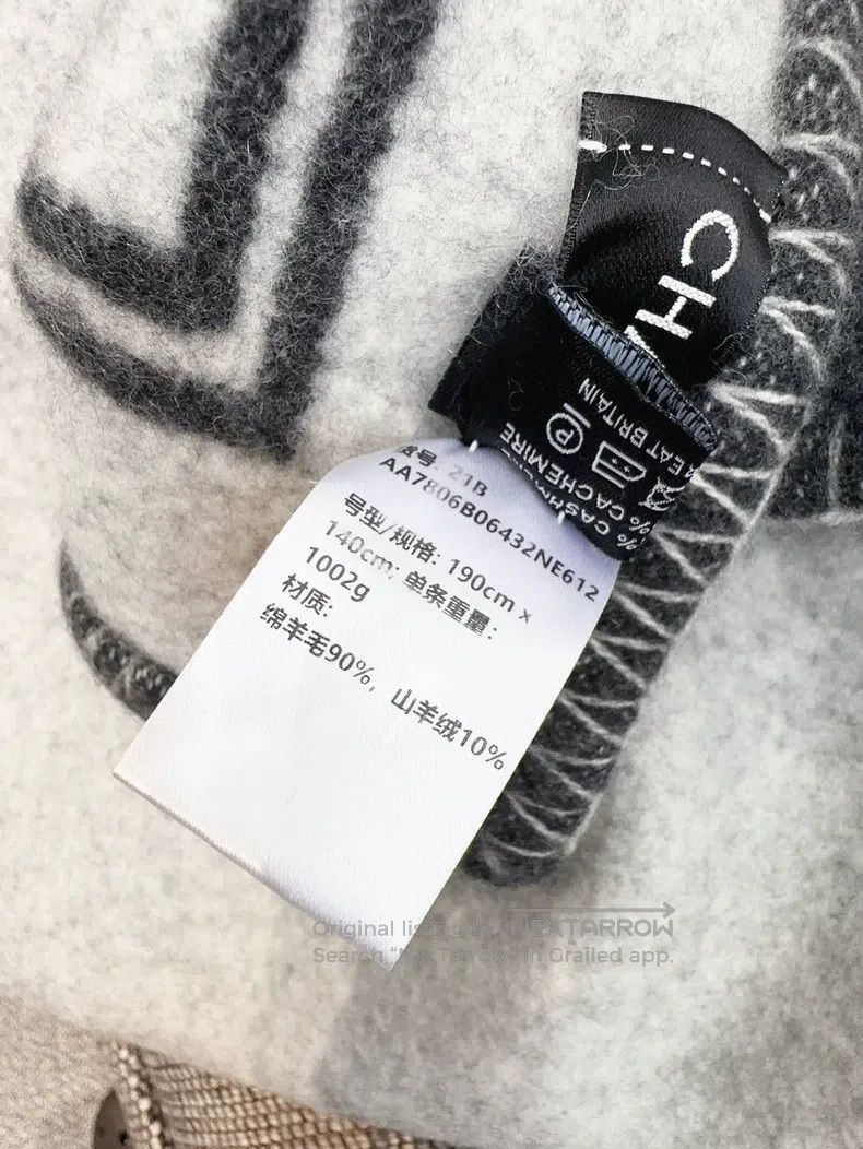 Chanel Chanel 21B Classic Double C Logo Double-sided Cashmere Bla Size ONE SIZE - 7 Thumbnail