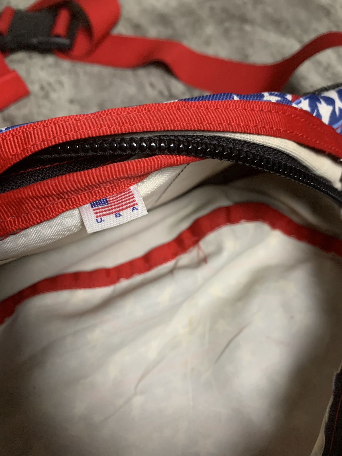Gregory Vintage Gregory Tailmate Bumbag American Flag Printed Size ONE SIZE - 5 Thumbnail
