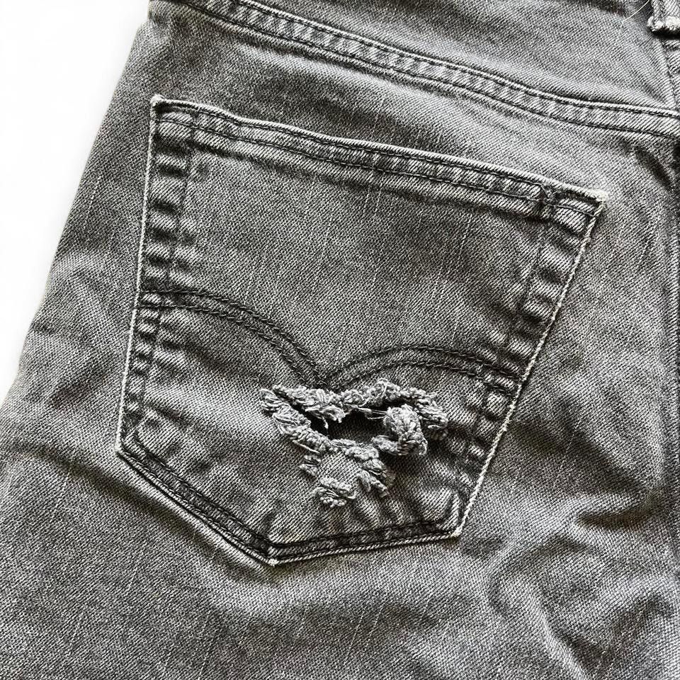 Levi's Black cuttoff Levi’s jorts Size US 32 / EU 48 - 3 Thumbnail