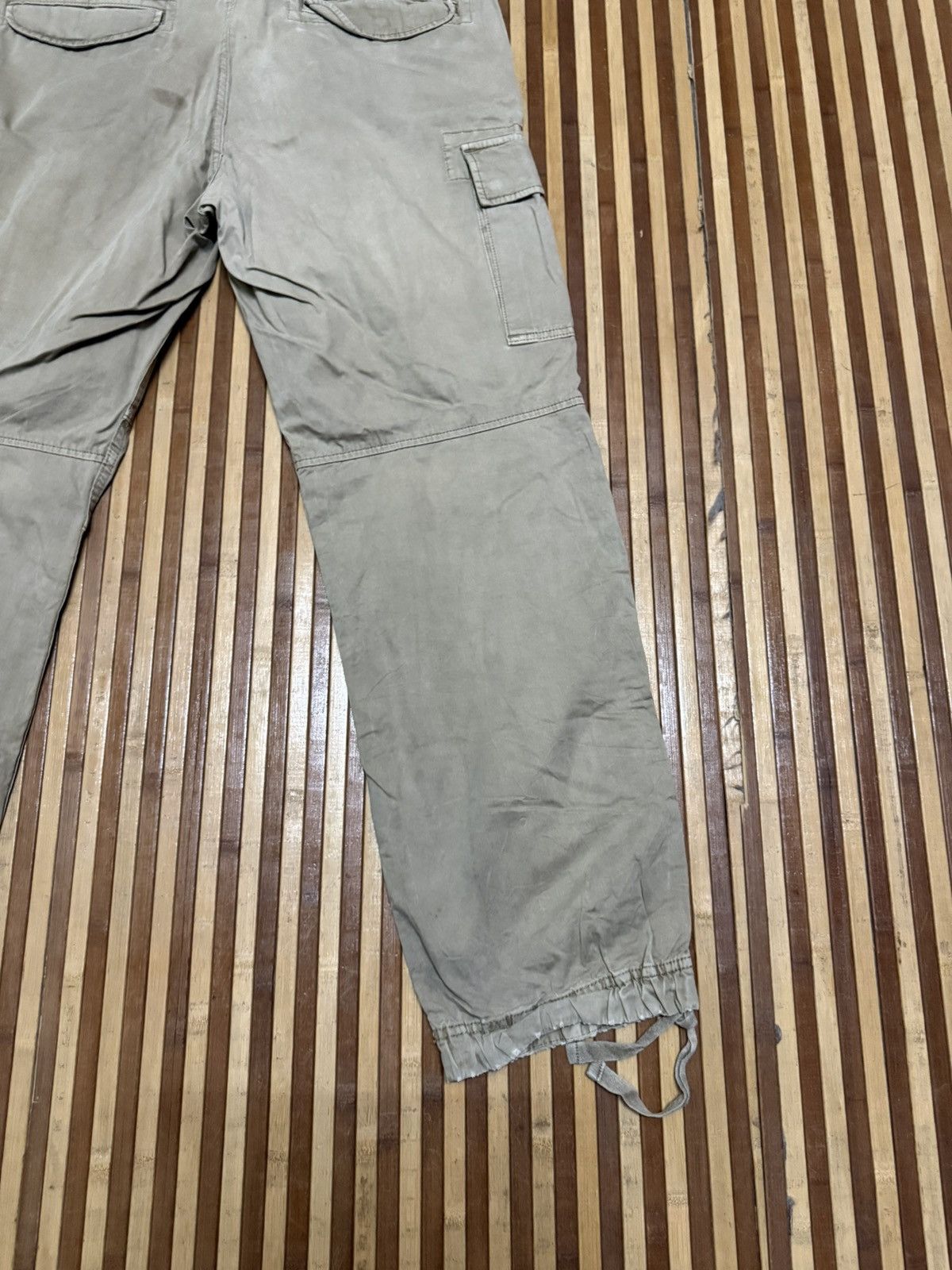 Uniqlo Uniqlo Cargo Pants Streetwear W38X32 Size US 38 / EU 54 - 9 Thumbnail