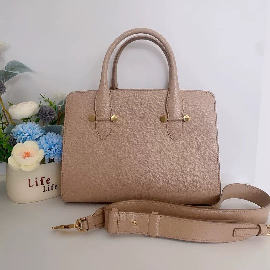 Salvatore Ferragamo Pre-loved Bag Very good condition Size ONE SIZE - 1 Thumbnail