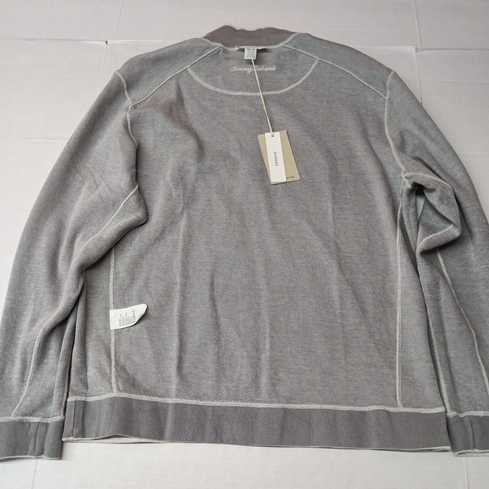 Tommy Bahama Tommy Bahama Reversible Gray Pullover 1/4 Zip Men's Size XL Size US XL / EU 56 / 4 - 10 Thumbnail