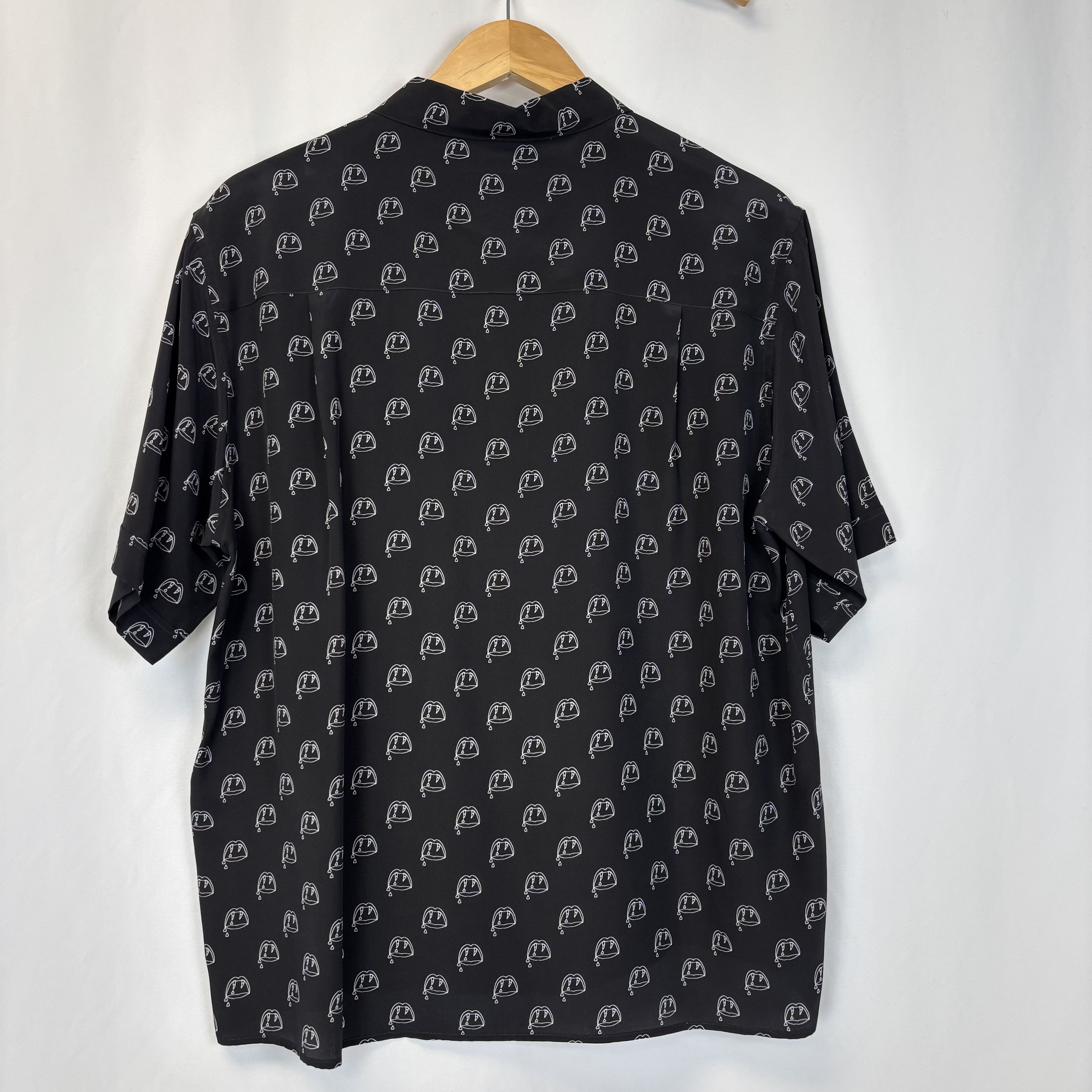 Saint Laurent Paris Saint Laurent Fang B&W Shirt Size US XL / EU 56 / 4 - 2 Thumbnail