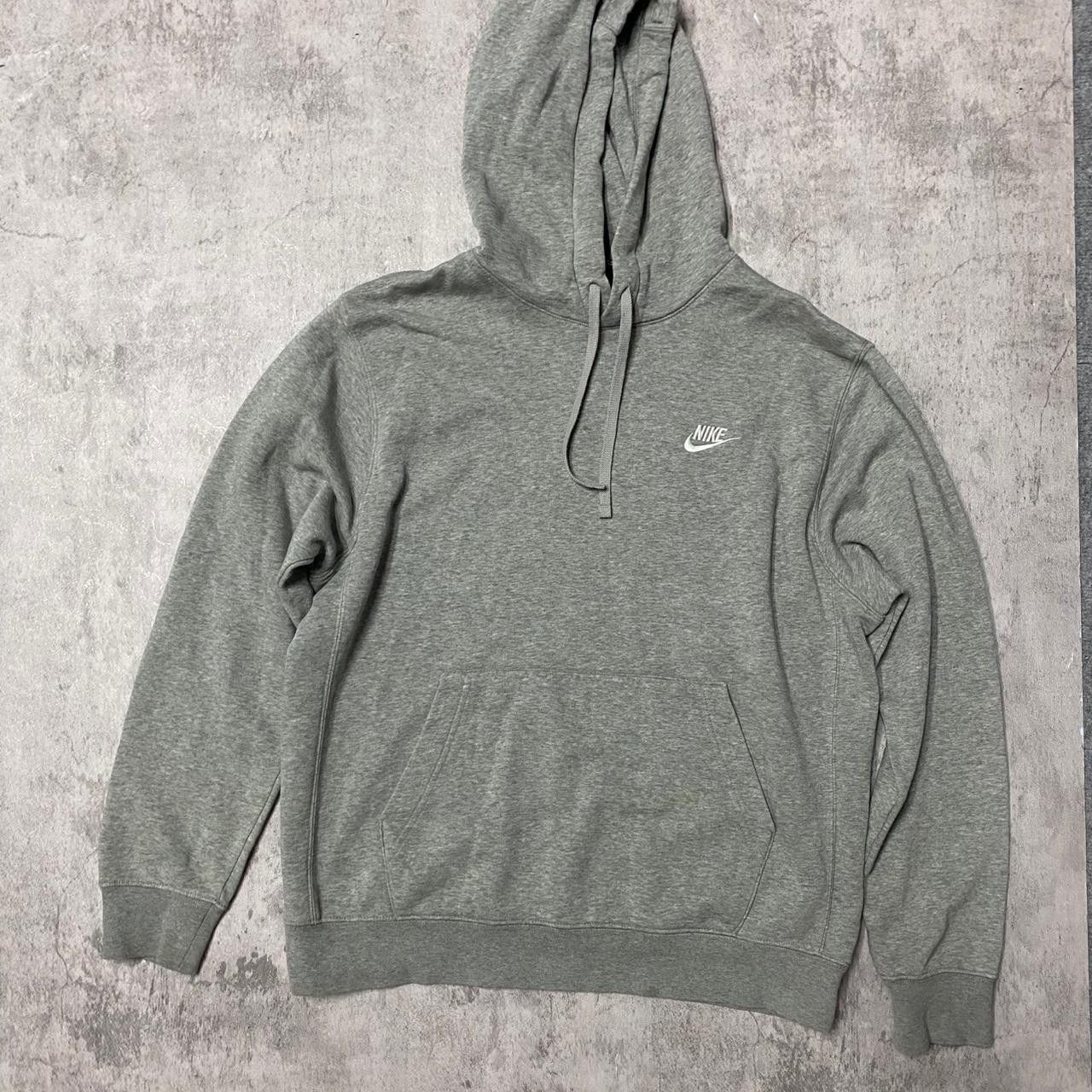 Nike Grey Nike hoodie with a relaxed fit #loungewear Size US M / EU 48-50 / 2 - 1 Thumbnail