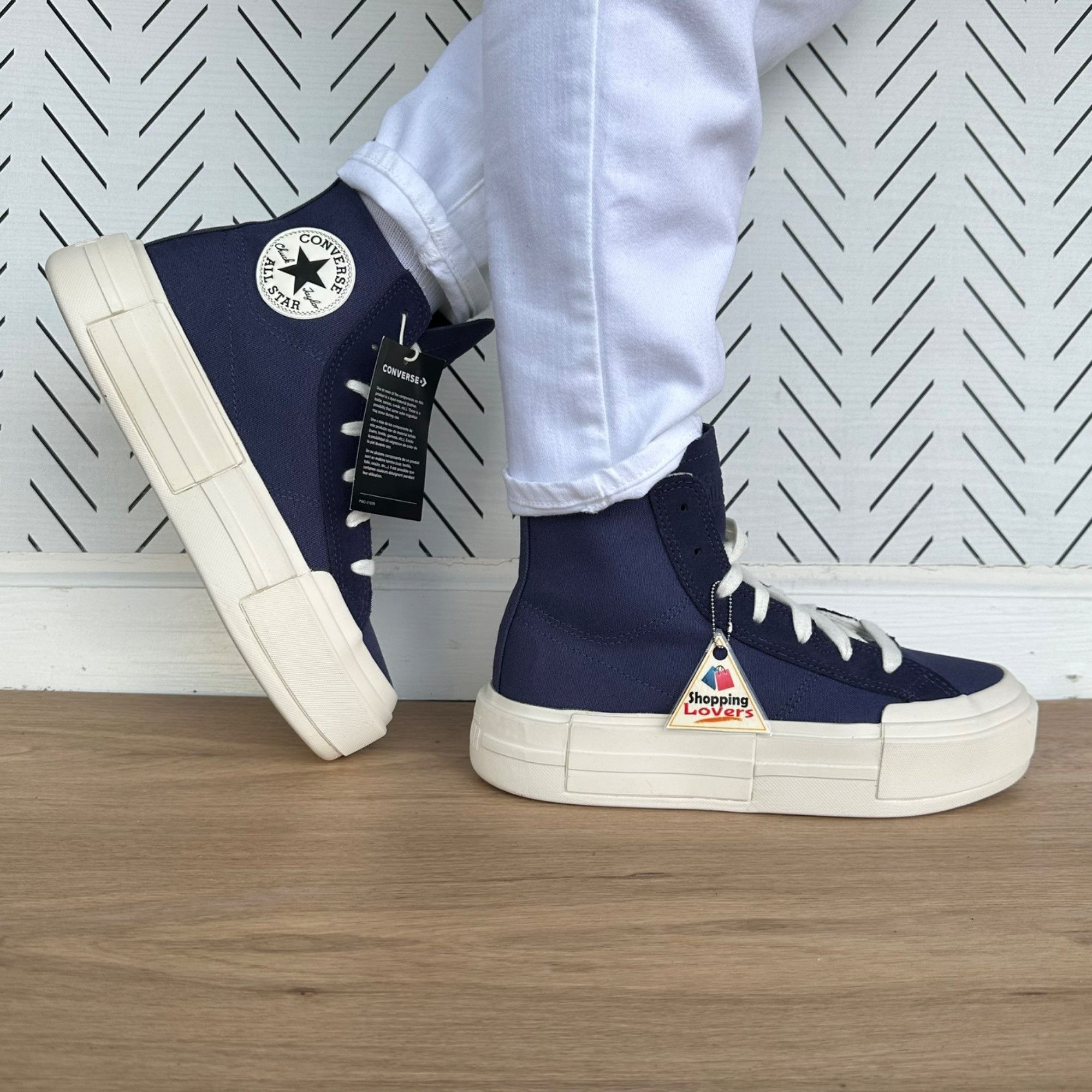 Converse ⭐Converse Chuck Taylor All Star Cruise Size 8 Women Shoes Bl