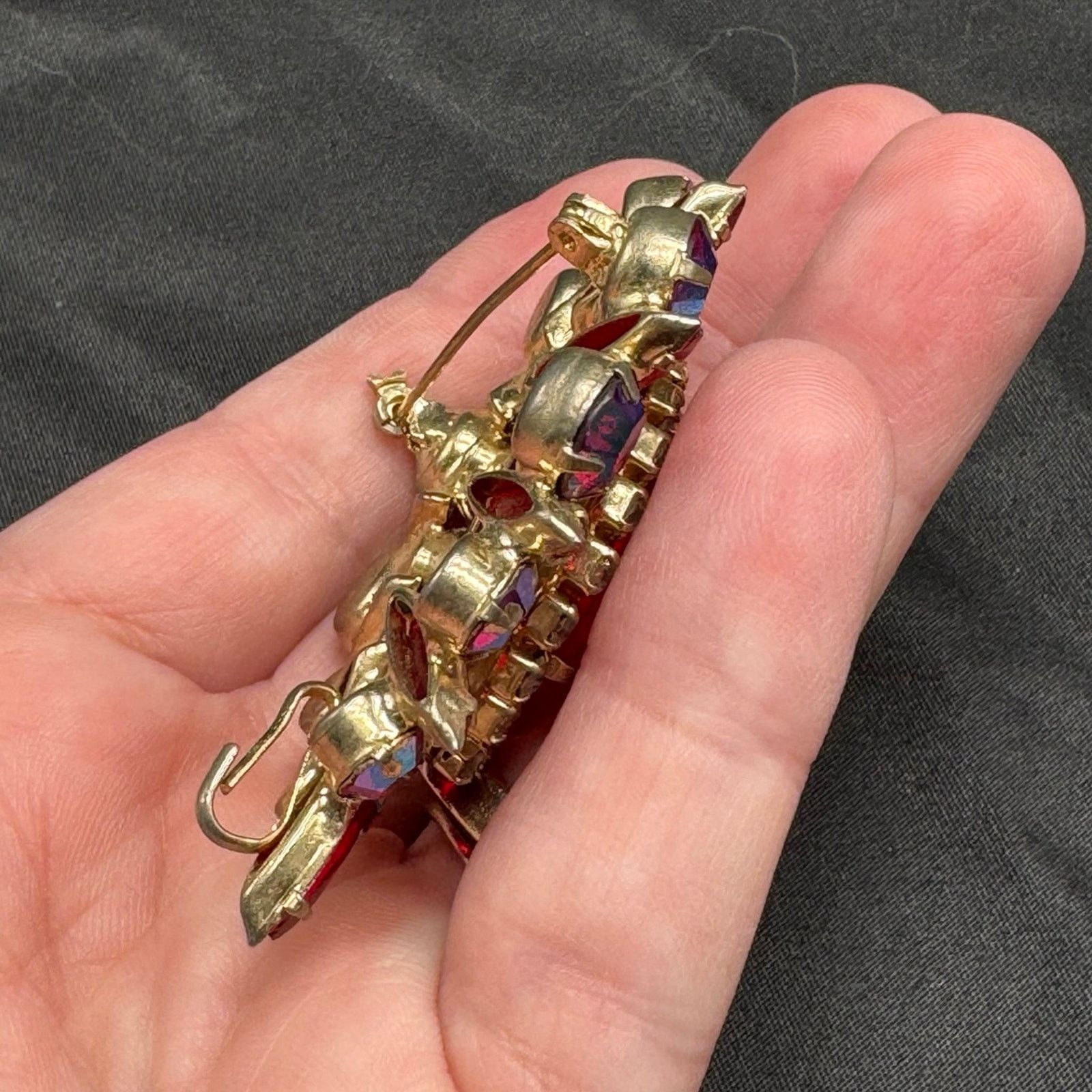 NBDN Nobrandedon VTG rare! Juliana red crystal brooch Size ONE SIZE - 6 Thumbnail