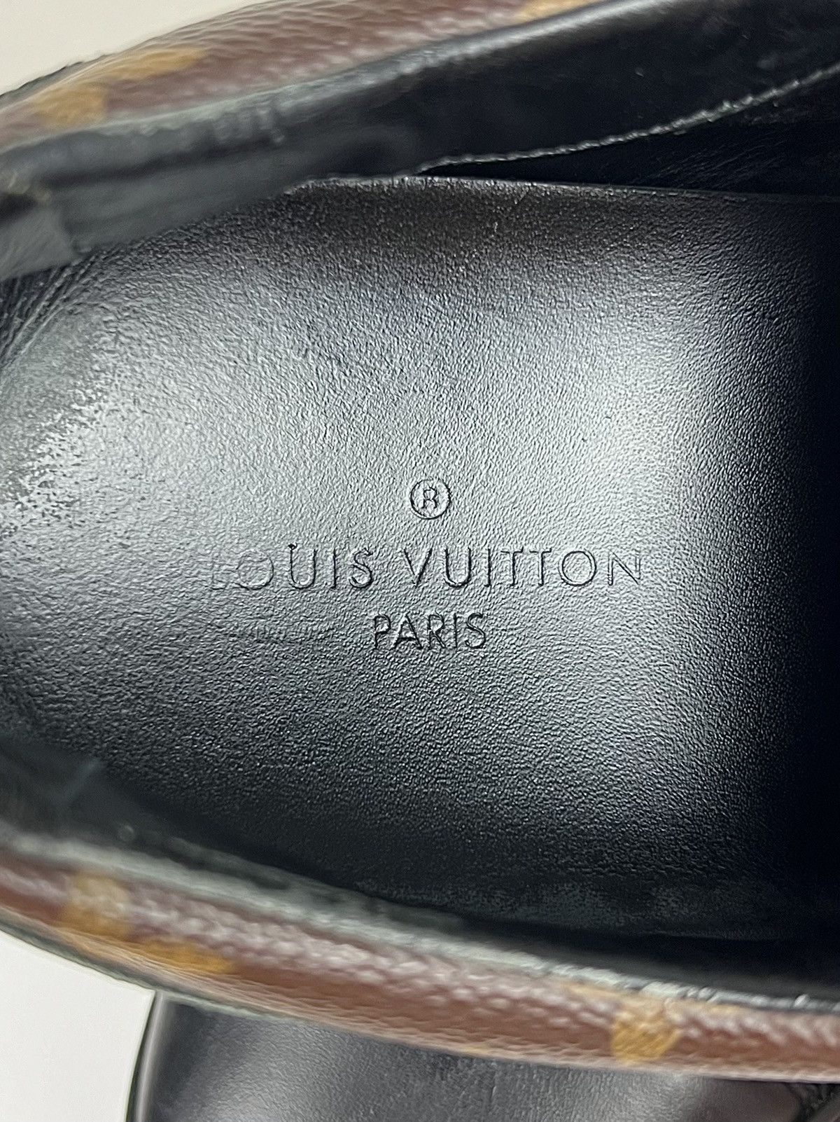 Louis Vuitton LOUIS VUITTON Sneakers Leather LV Monogram Canvas Logo Men’s Size US 11 / EU 44 - 22 Thumbnail
