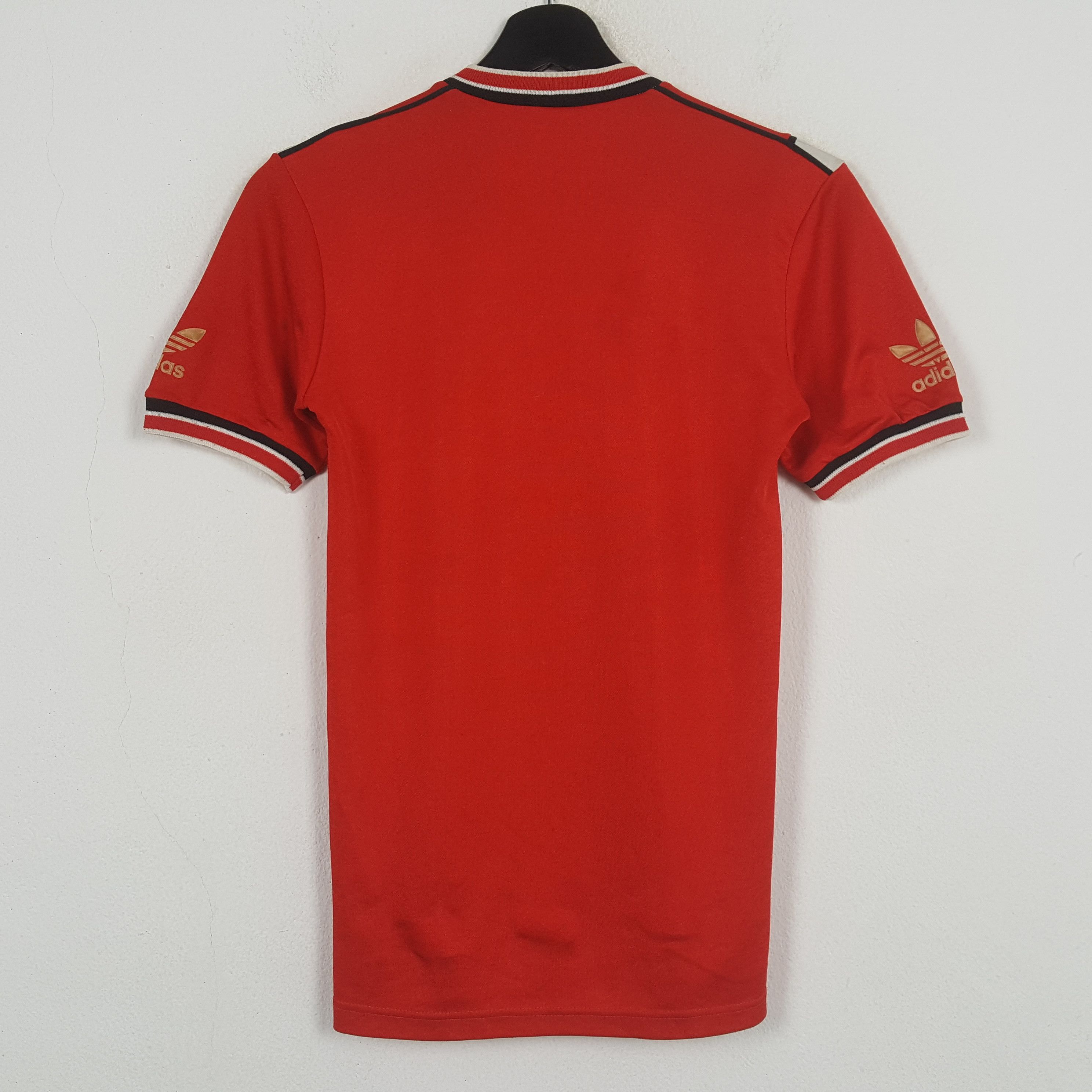 Adidas Vintage Adidas Manchester United Sharp Jersey 32 Size US XS / EU 42 / 0 - 3 Thumbnail