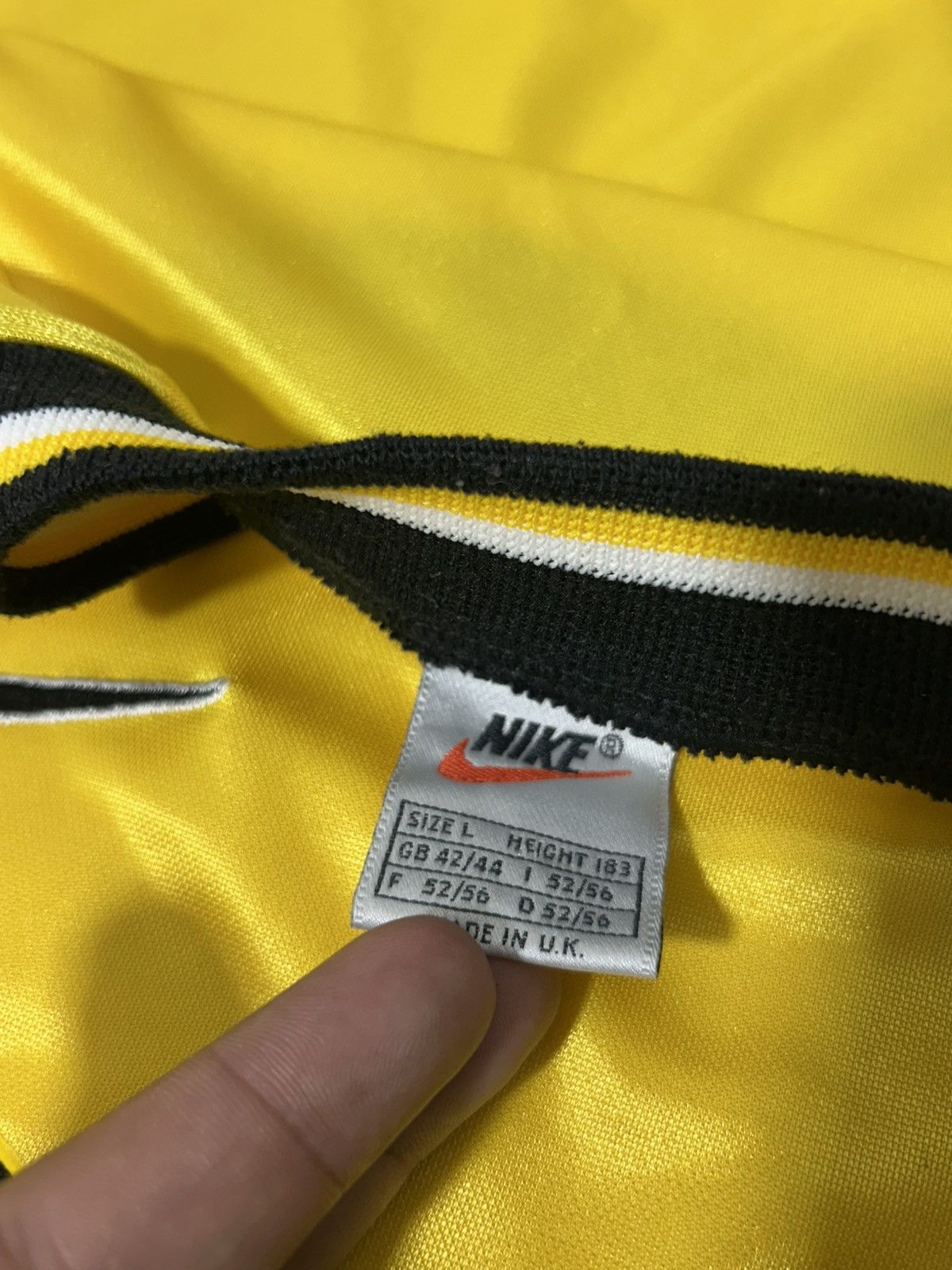 Nike 1997/1999 Glasglow Rangers F.C. Goalkeeper Rare Jersey Size US L / EU 52-54 / 3 - 7 Thumbnail
