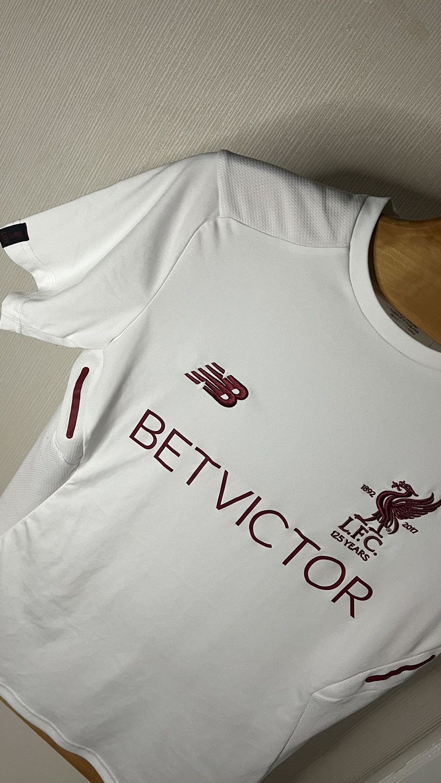 New Balance Y2K FC Liverpool London new balance jersey Size US S / EU 44-46 / 1 - 2 Thumbnail