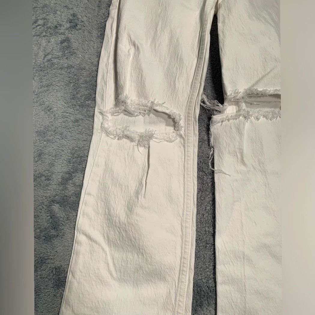 Abercrombie & Fitch VINTAGE Abercrombie & Fitch White 90s Straight Ultra High Rise Jeans 0 Women Regular White Mom Jeans 25/0R Womens Size 25" / US 0 / IT 36 - 2 Thumbnail