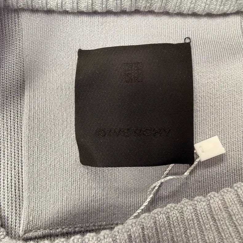 Givenchy Givenchy Buckle Knit Sweater Size US M / EU 48-50 / 2 - 6 Thumbnail