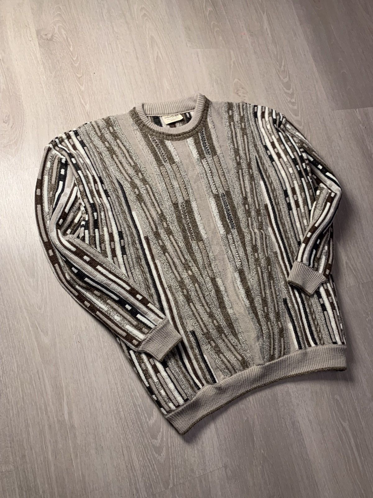 Coogi × Japanese Brand × Vintage Vintage Coogi style knitwear sweater Size US XL / EU 56 / 4 - 5 Thumbnail