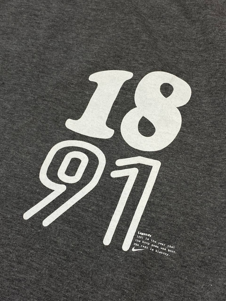 Nike Vintage Nike Lebron James Reversible Tank Top T-Shirt Size US L / EU 52-54 / 3 - 12 Thumbnail