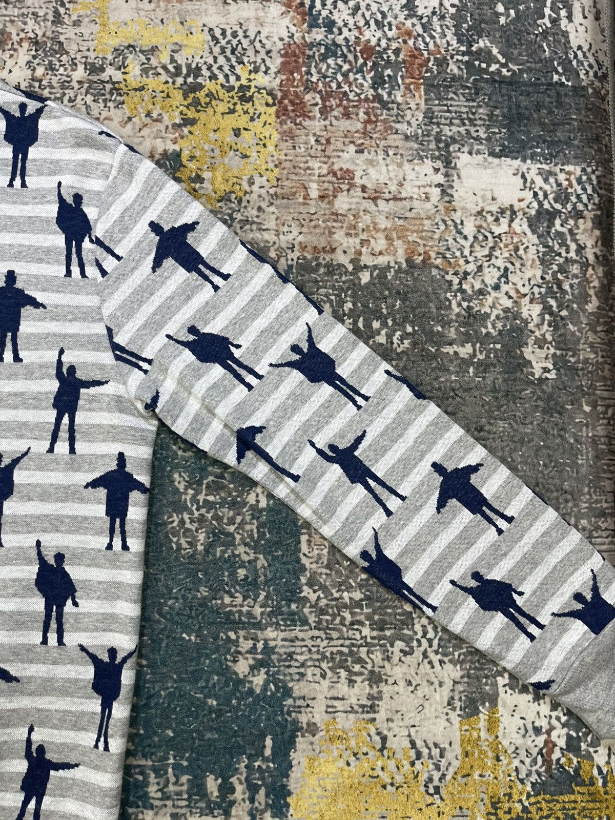Band Tees The Beatles x Graniph Full Print Button Down Cardigan Size US M / EU 48-50 / 2 - 3 Thumbnail