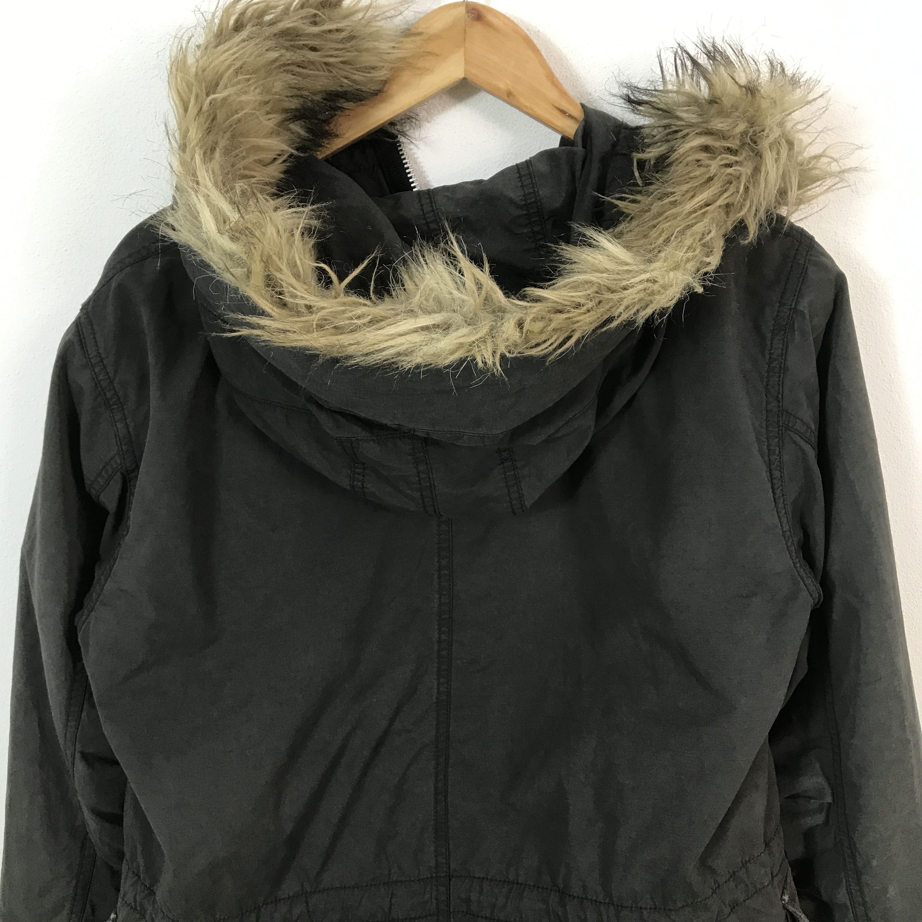 Jun Takahashi undercaver x uniqlo parkas fur hoodie jacket Size US M / EU 48-50 / 2 - 4 Thumbnail