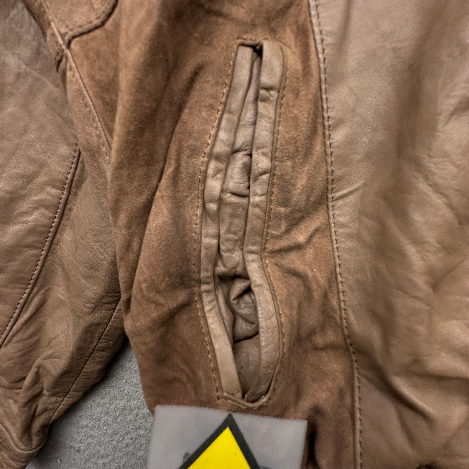 Other Vintage Cortefiel De Espana Leather Bomber Jacket 42 Large Size US L / EU 52-54 / 3 - 12 Thumbnail