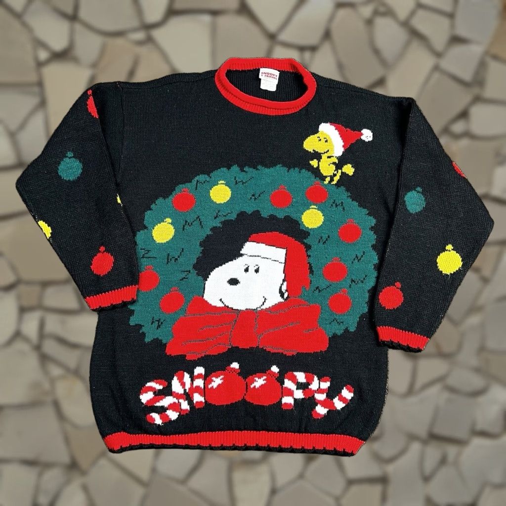 VINTAGE Snoopy Friends Peanuts Christmas Sweater Large Black