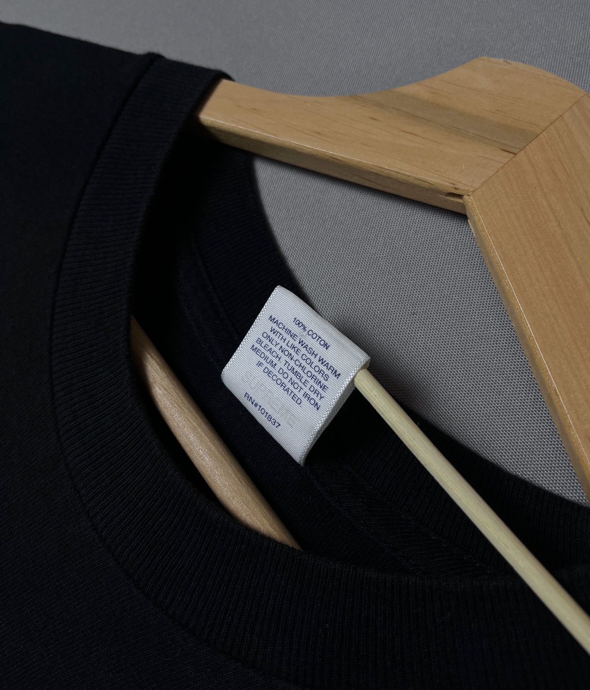 Supreme Supreme Saint Sebastian L/S T-Shirt Size US S / EU 44-46 / 1 - 5 Thumbnail