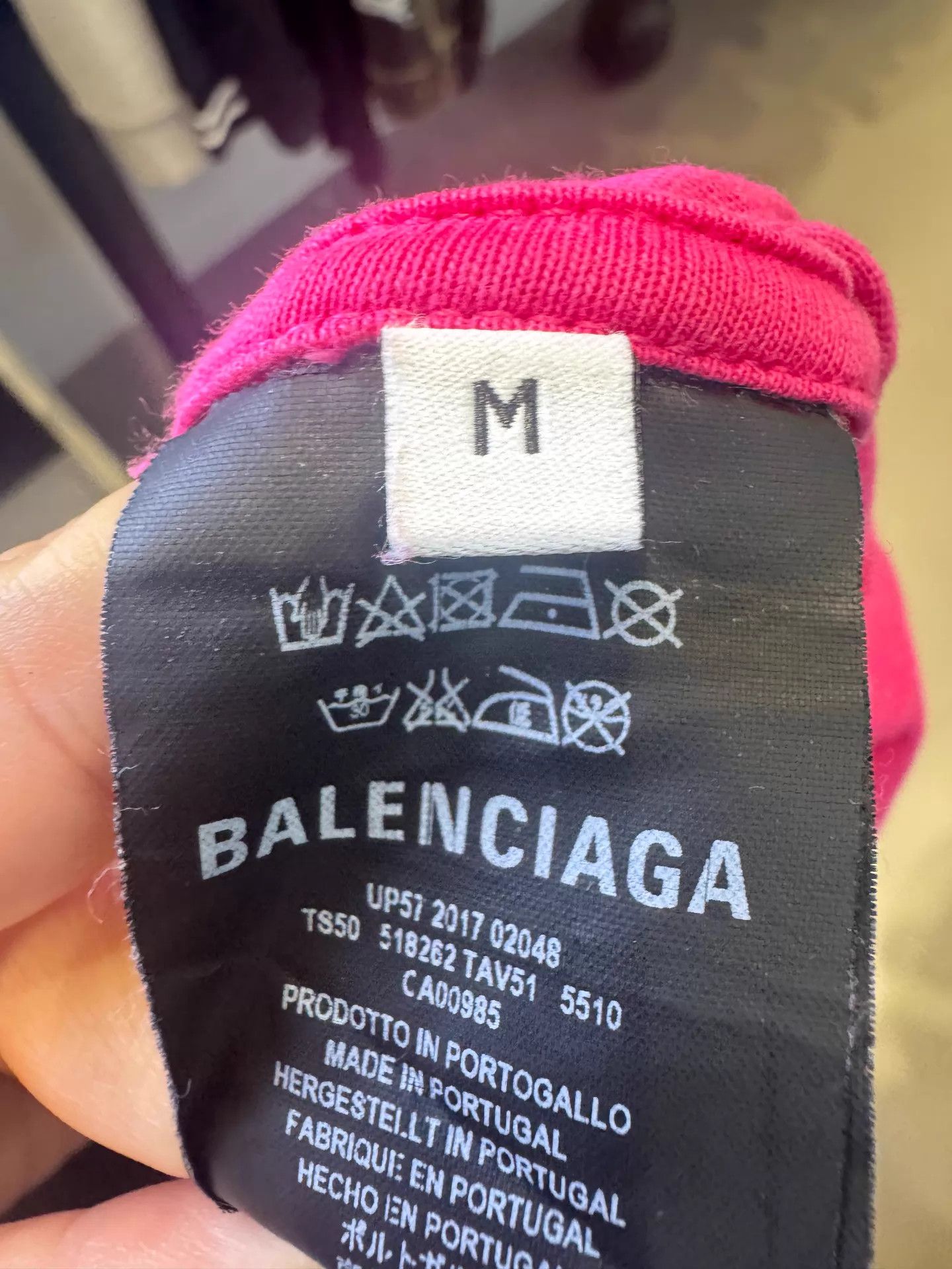 Balenciaga Balenciaga Pink Back Embroidered Logo Short Sleeve T-shirt M Size M / US 6-8 / IT 42-44 - 3 Thumbnail