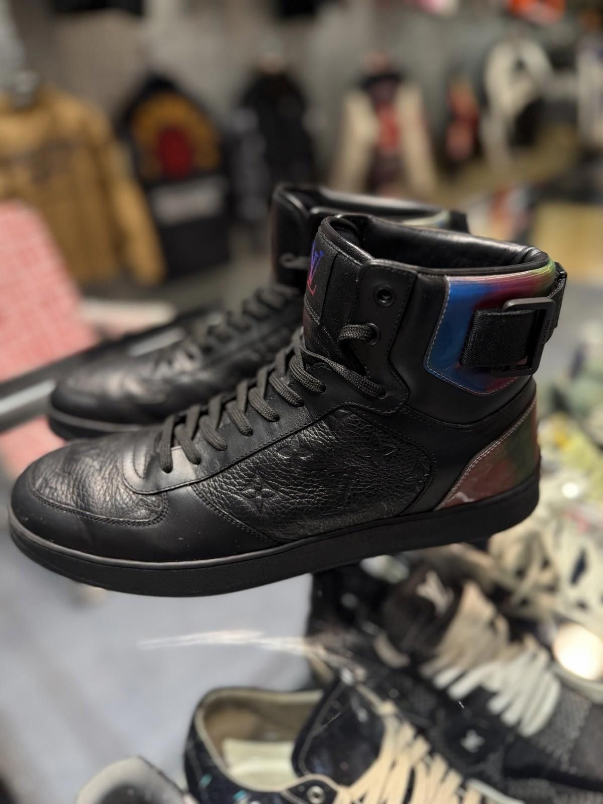 Louis Vuitton Louis Vuitton Rivoli Sneakers Multi Color 9.5US/8.5LV Size US 9.5 / EU 42-43 - 5 Thumbnail