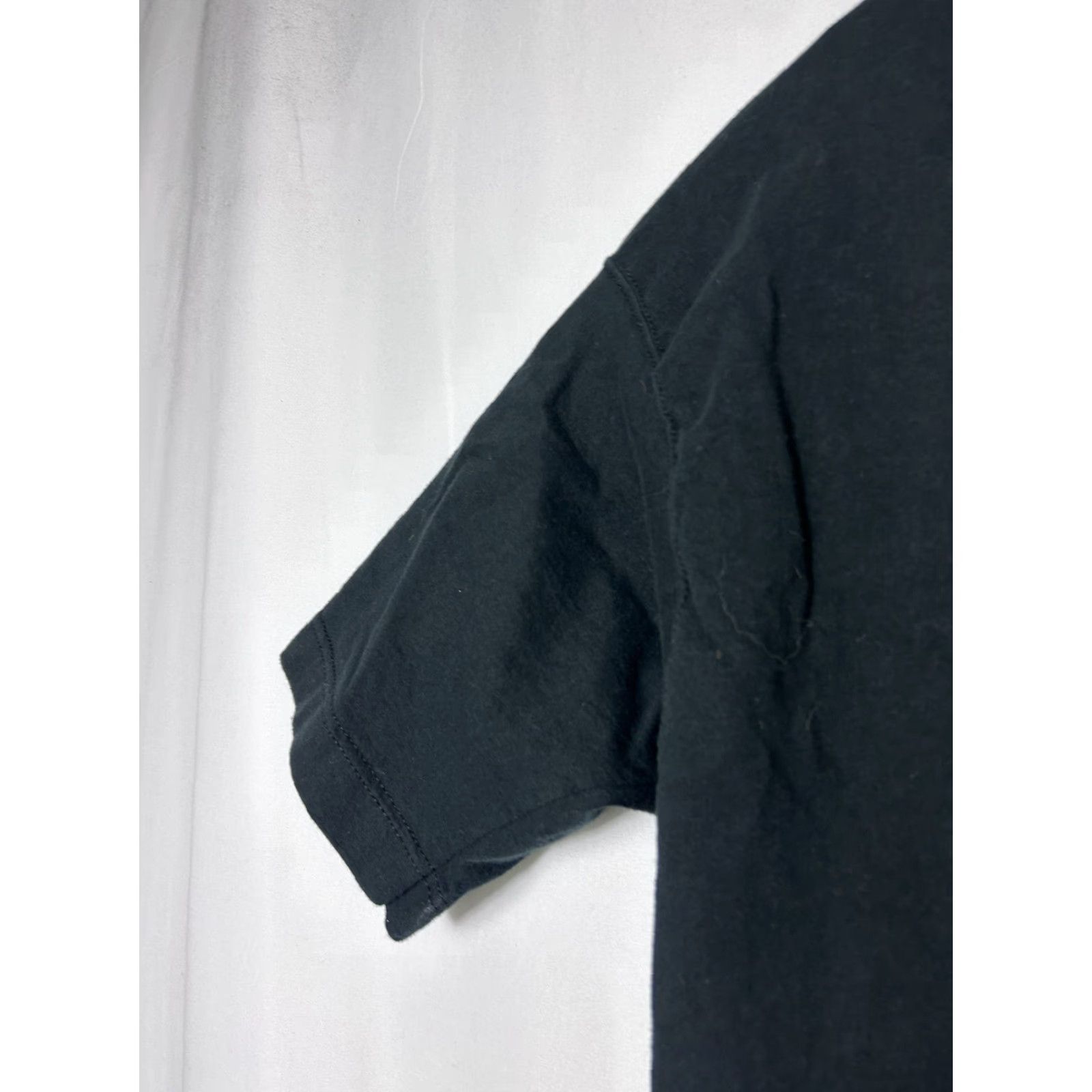 Fruit Of The Loom VINTAGE Mens Large Short Sleeve Black Shirt Wolfe Saloon Cameron Park Size US L / EU 52-54 / 3 - 3 Thumbnail