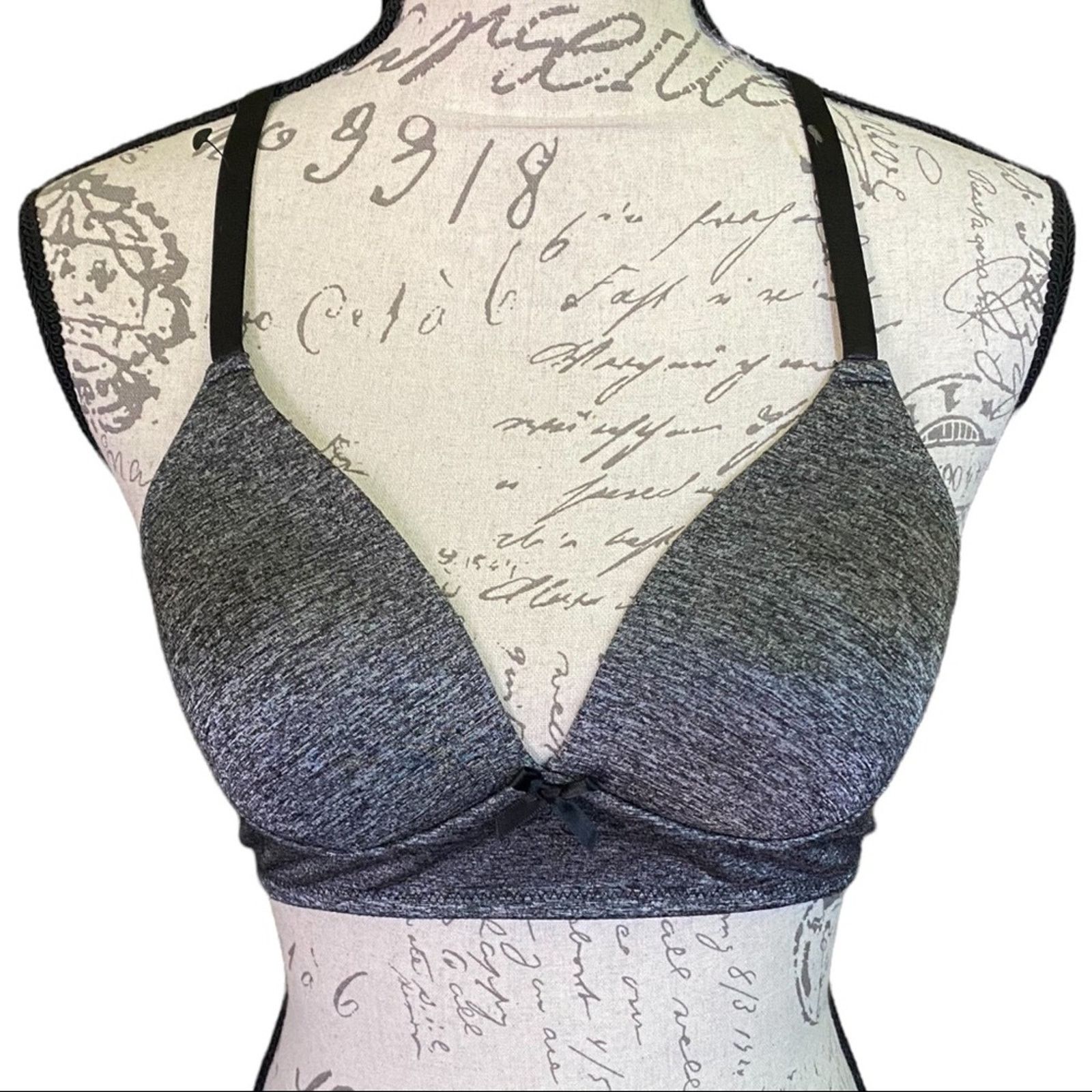 Other Wireless Gray Pullover Bralette Size 34B NEW Size ONE SIZE - 1 Thumbnail