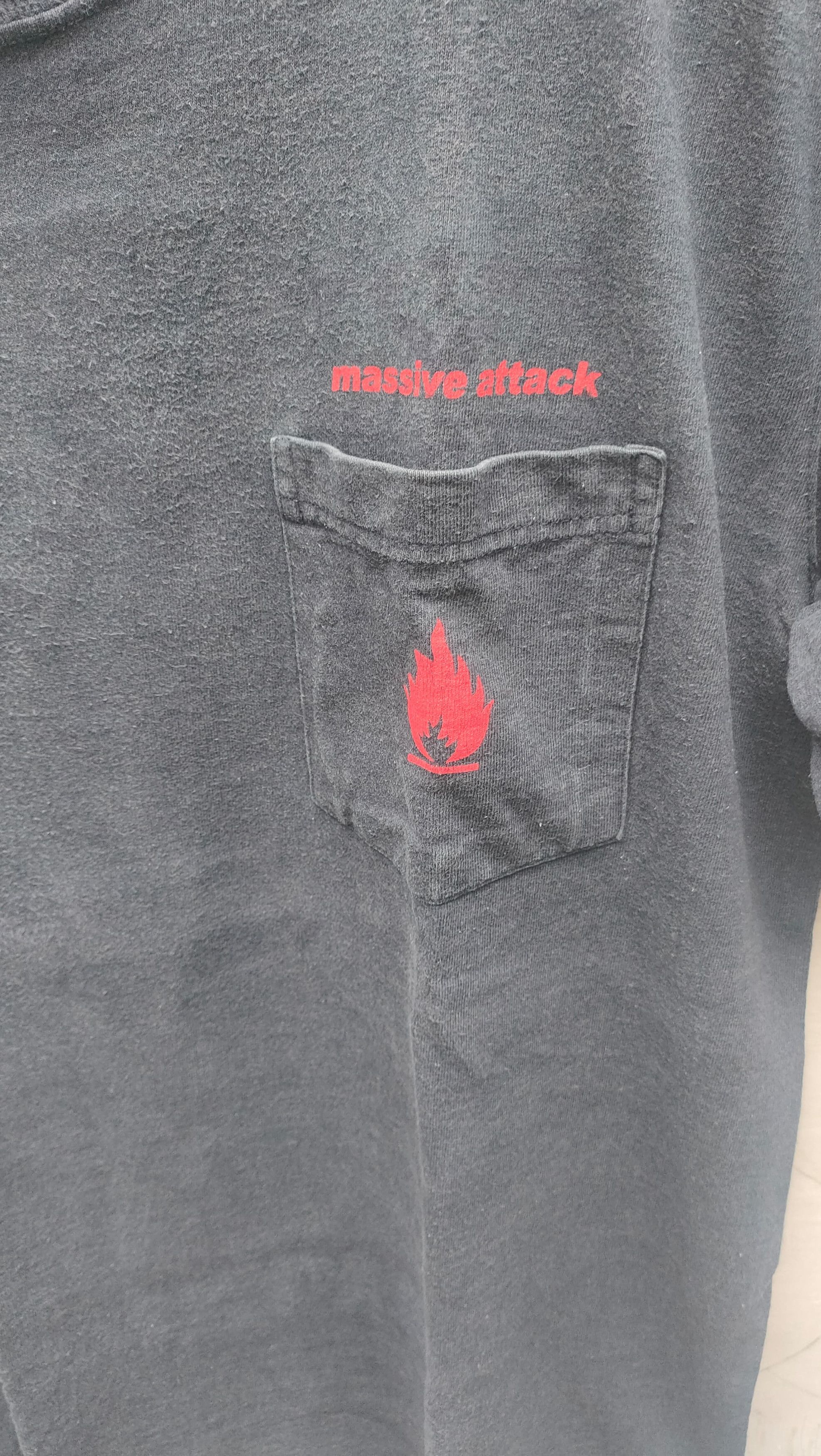 Band Tees × Vintage Massive Attack - North America '98 Size US L / EU 52-54 / 3 - 3 Thumbnail