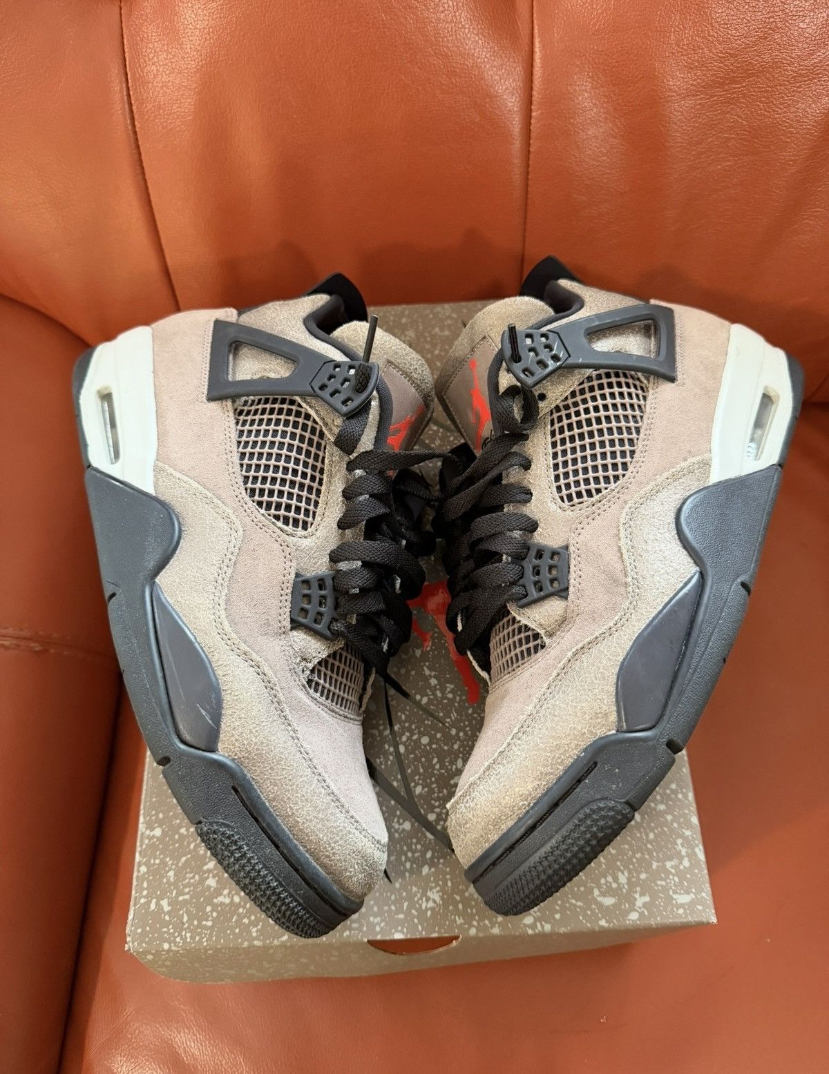 Jordan Brand Jordan 4 Taupe haze Size US 11 / EU 44 - 1 Thumbnail