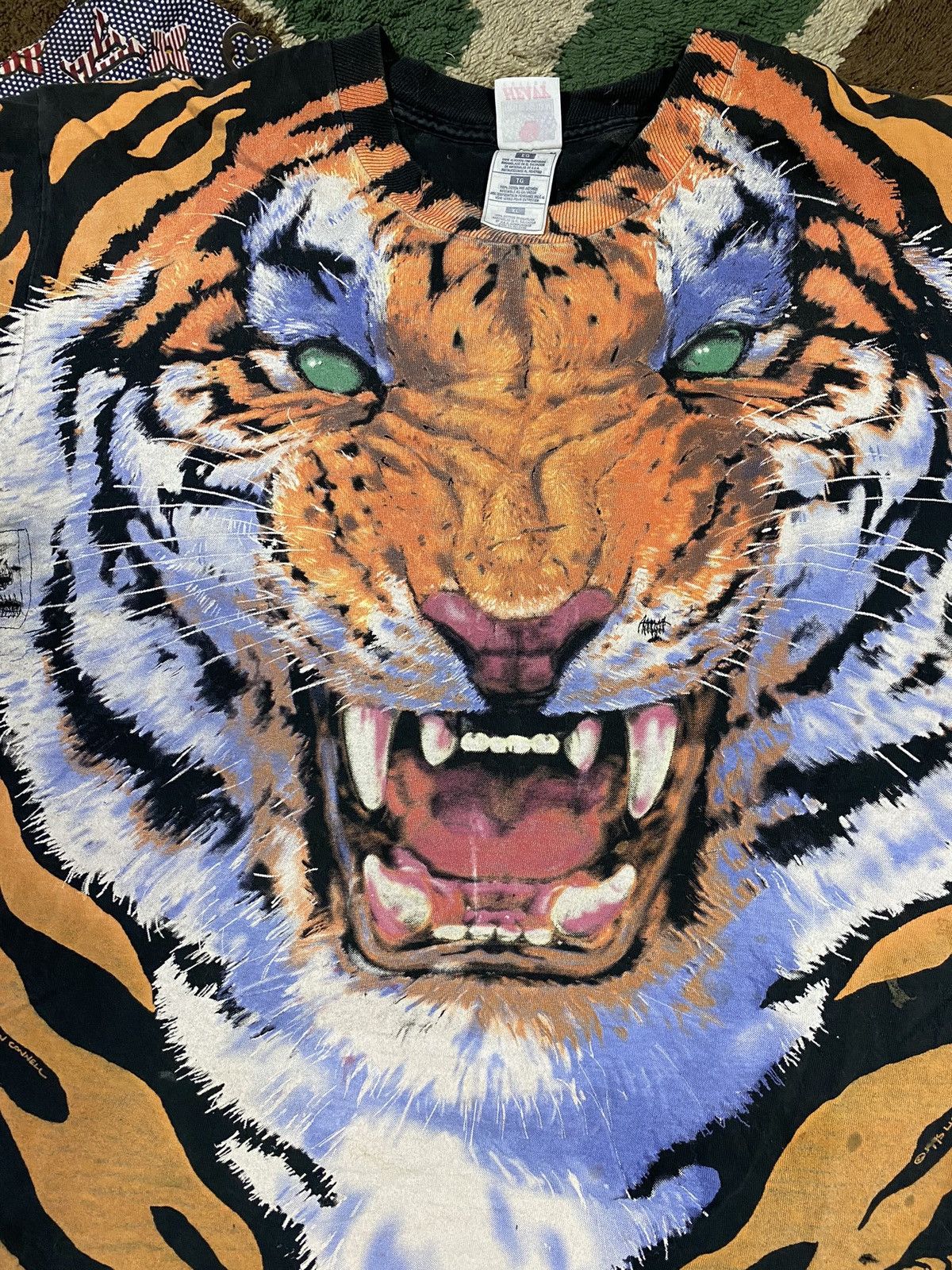 Liquid Blue Vintage 1995 Liquid Blue Tiger T-Shirt Adult XLarge Size US XL / EU 56 / 4 - 6 Thumbnail
