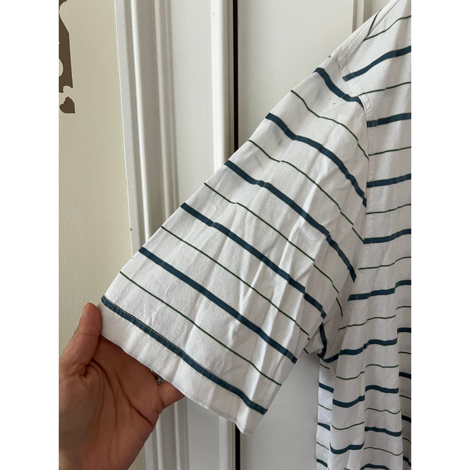 Greg Norman Men’s Polo Golf Shirt Short Sleeve Shark Logo Striped White Size US L / EU 52-54 / 3 - 2 Thumbnail