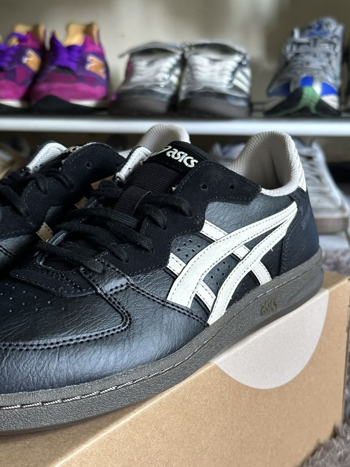 Asics ASICS Skyhand OG "Black Oatmeal Size US 9.5 / EU 42-43 - 5 Thumbnail