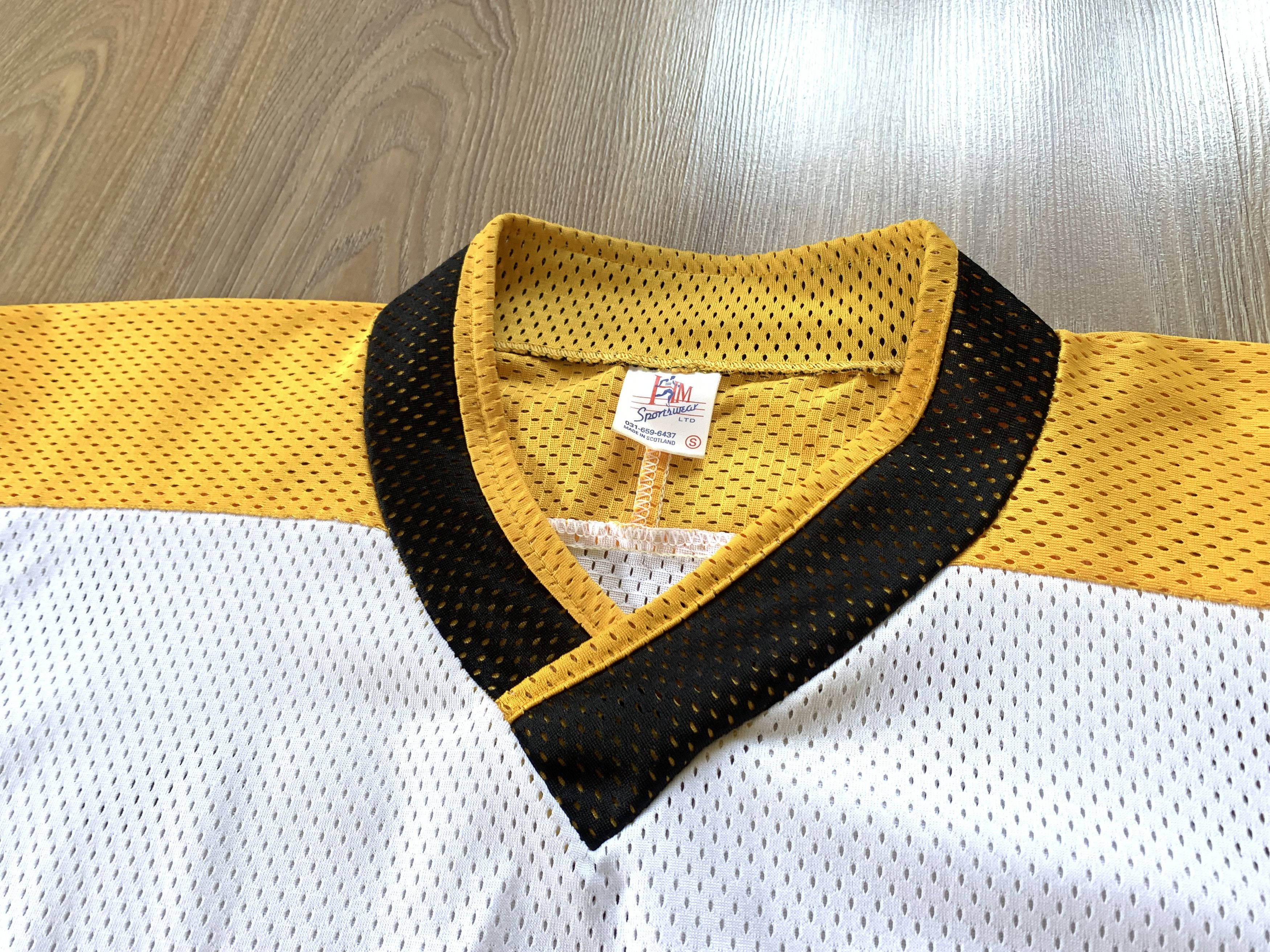 NHL × Vintage Vintage Bracknell Bees Hockey Jersey Size US S / EU 44-46 / 1 - 4 Thumbnail