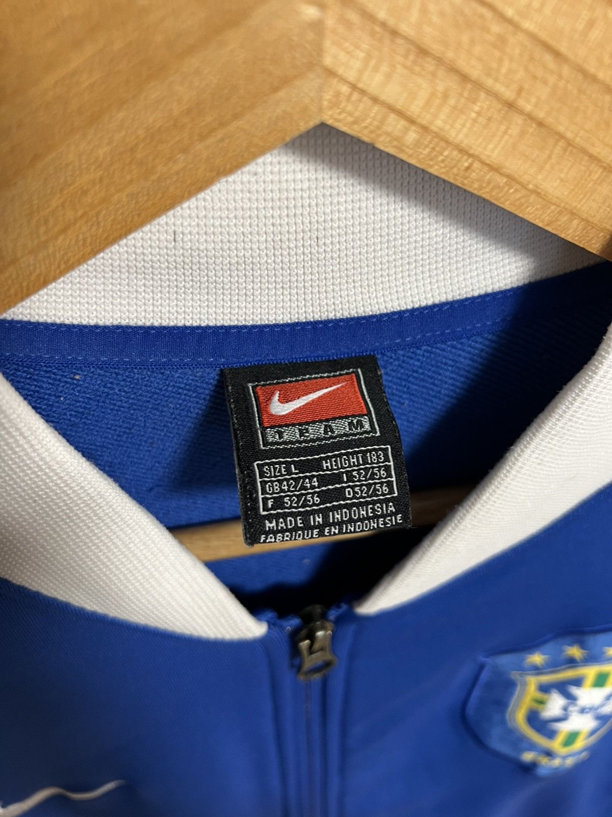 Nike Vintage Nike Brasil National Track Jacket 90s Soccer Size L Size US L / EU 52-54 / 3 - 6 Thumbnail