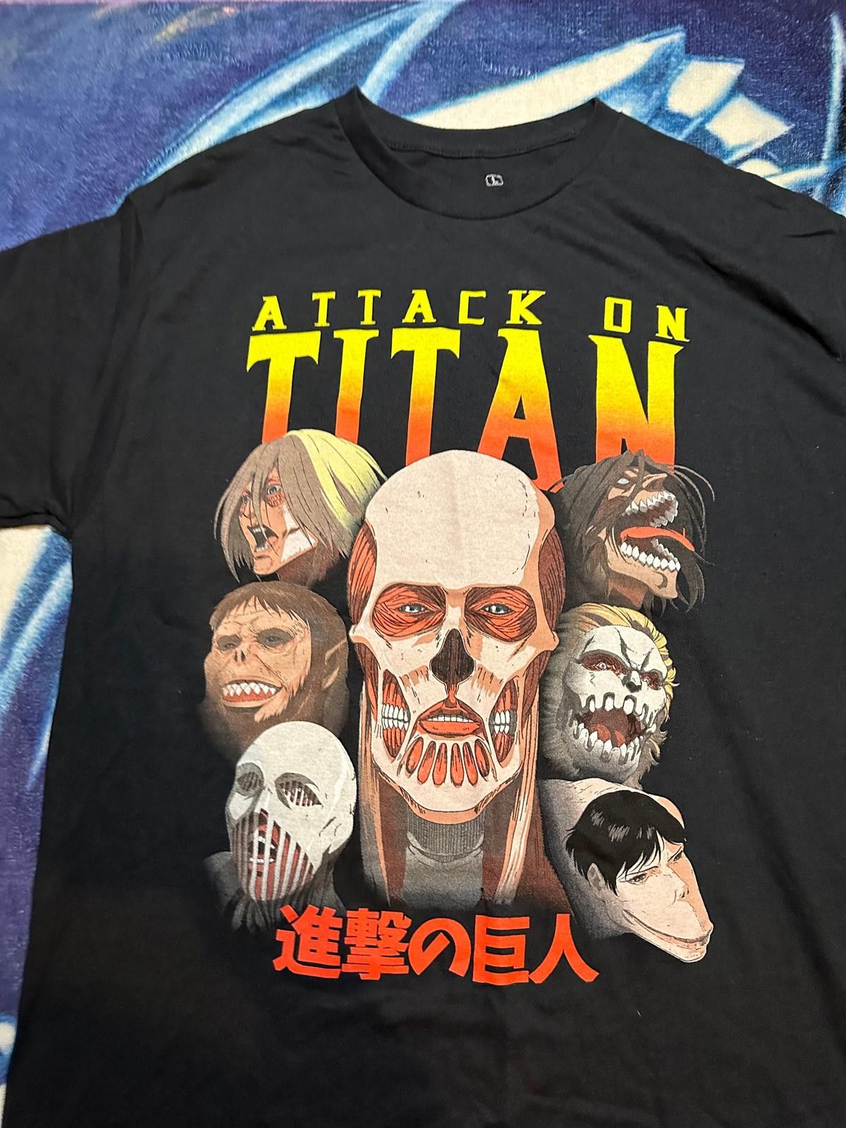 Unknown London Attack on Titan Graphic T-Shirt Size ONE SIZE - 2 Thumbnail