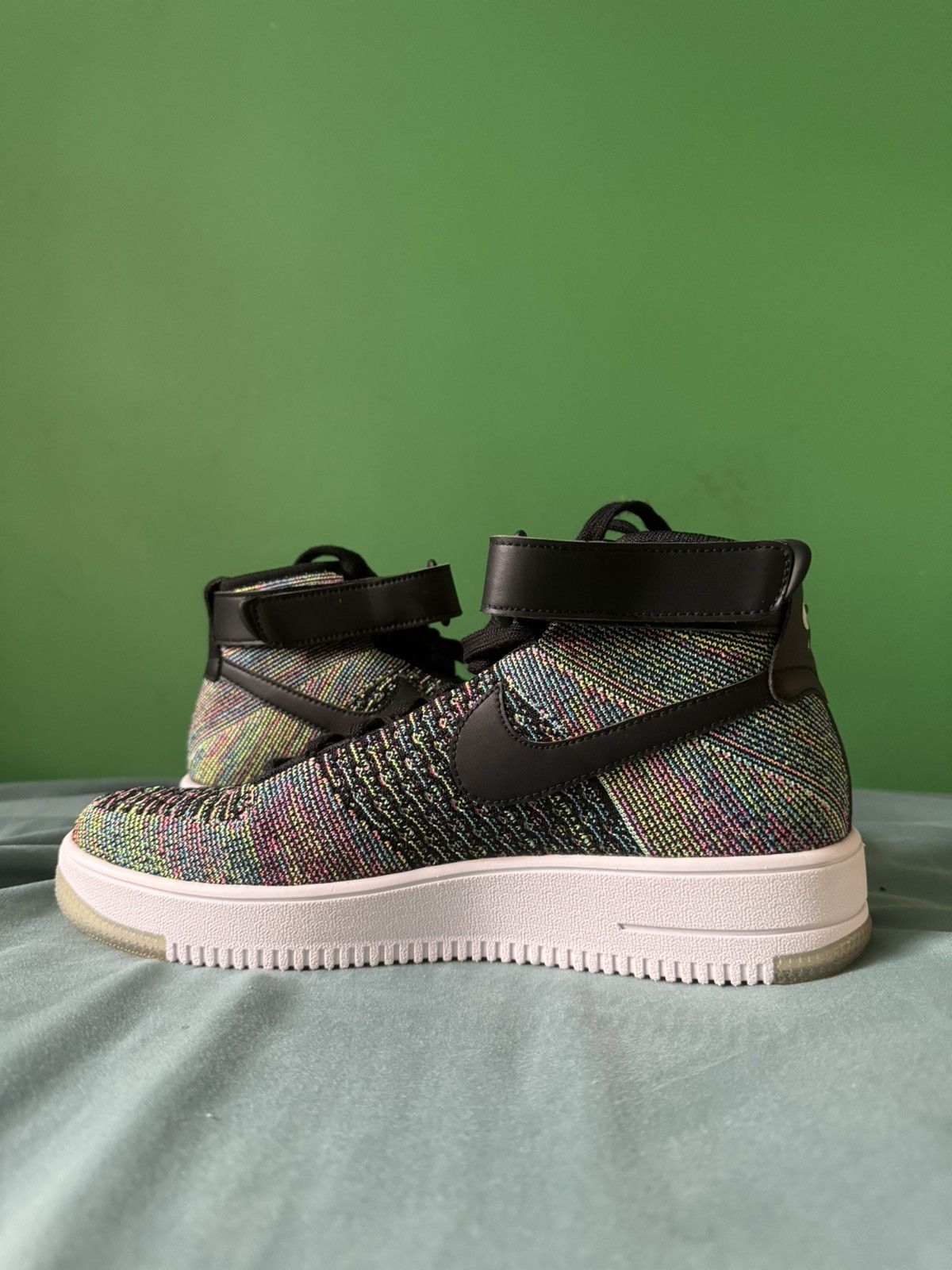 Nike Nike Air Force 1 Ultra Flynit Mid 2017 Size US 10 / EU 43 - 2 Thumbnail