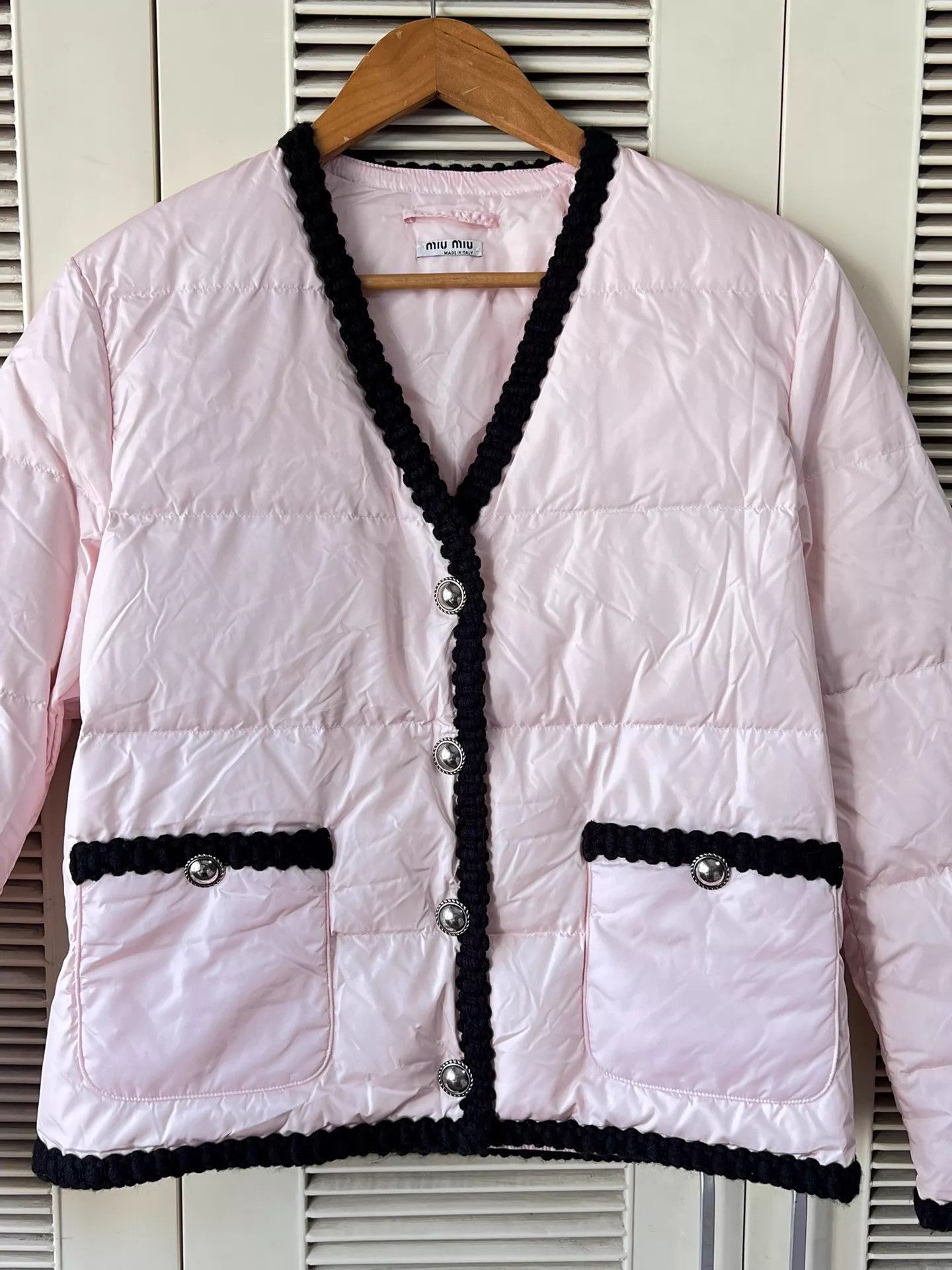 Miu Miu MIU MIU pink down jacket 38 classic V-neck black lace trim Size XS / US 0-2 / IT 36-38 - 3 Thumbnail