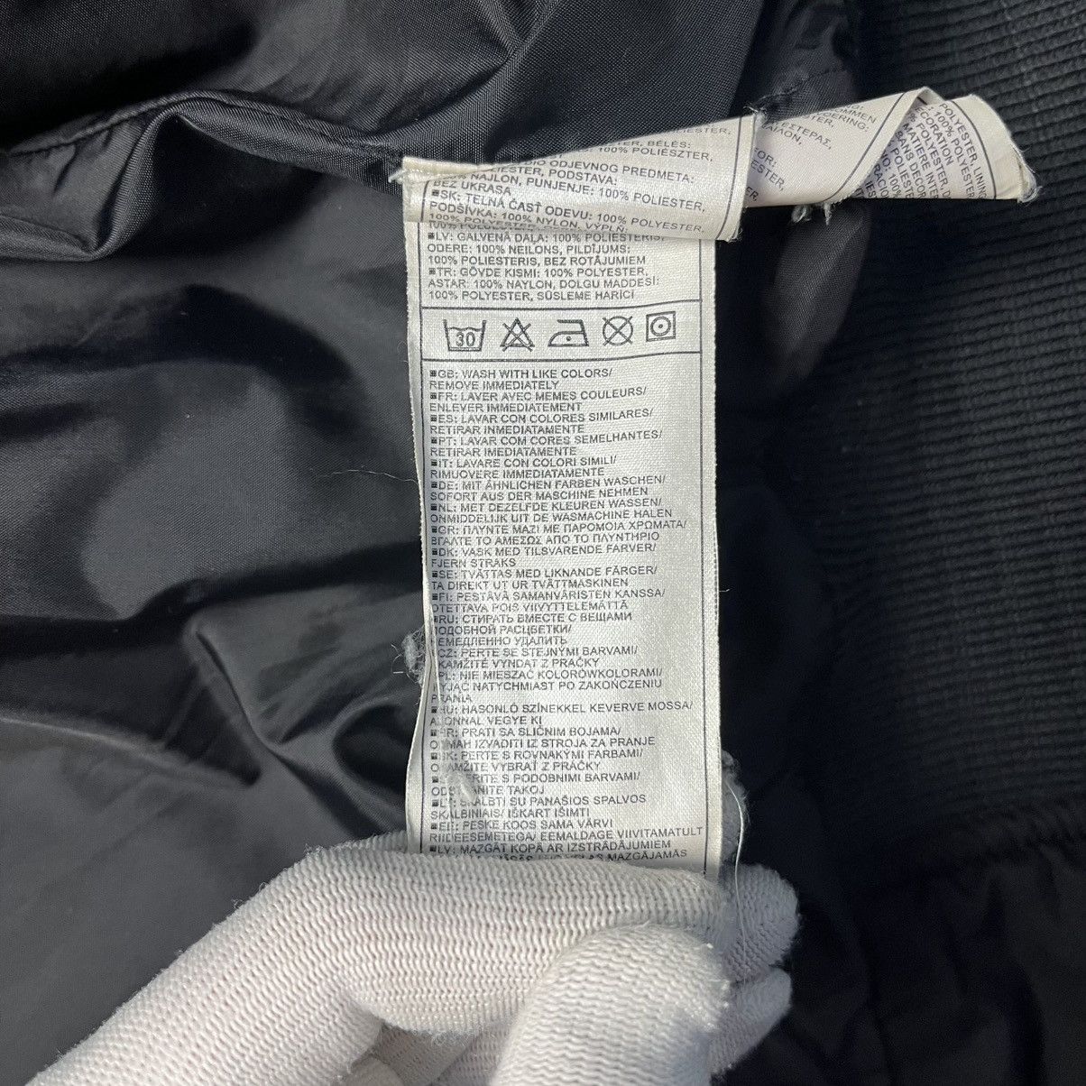 Nike Vintage Nike Cropped Puffer Jacket Swoosh Streetwear Y2K Size L / US 10 / IT 46 - 10 Thumbnail