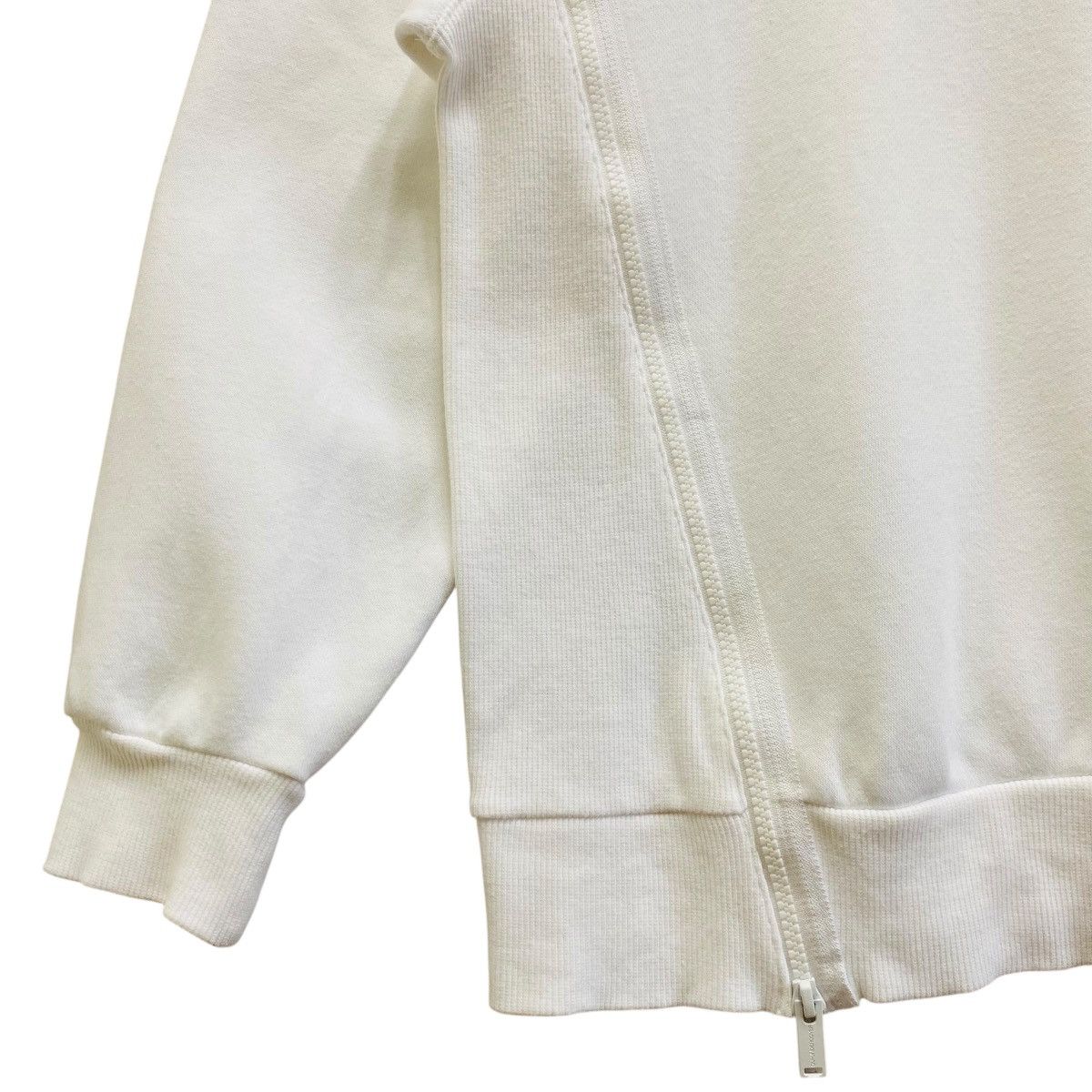 GU × Undercover GU x Undercover Jun Takahashi White Sweatshirt Multi-Zip M Size US M / EU 48-50 / 2 - 5 Thumbnail