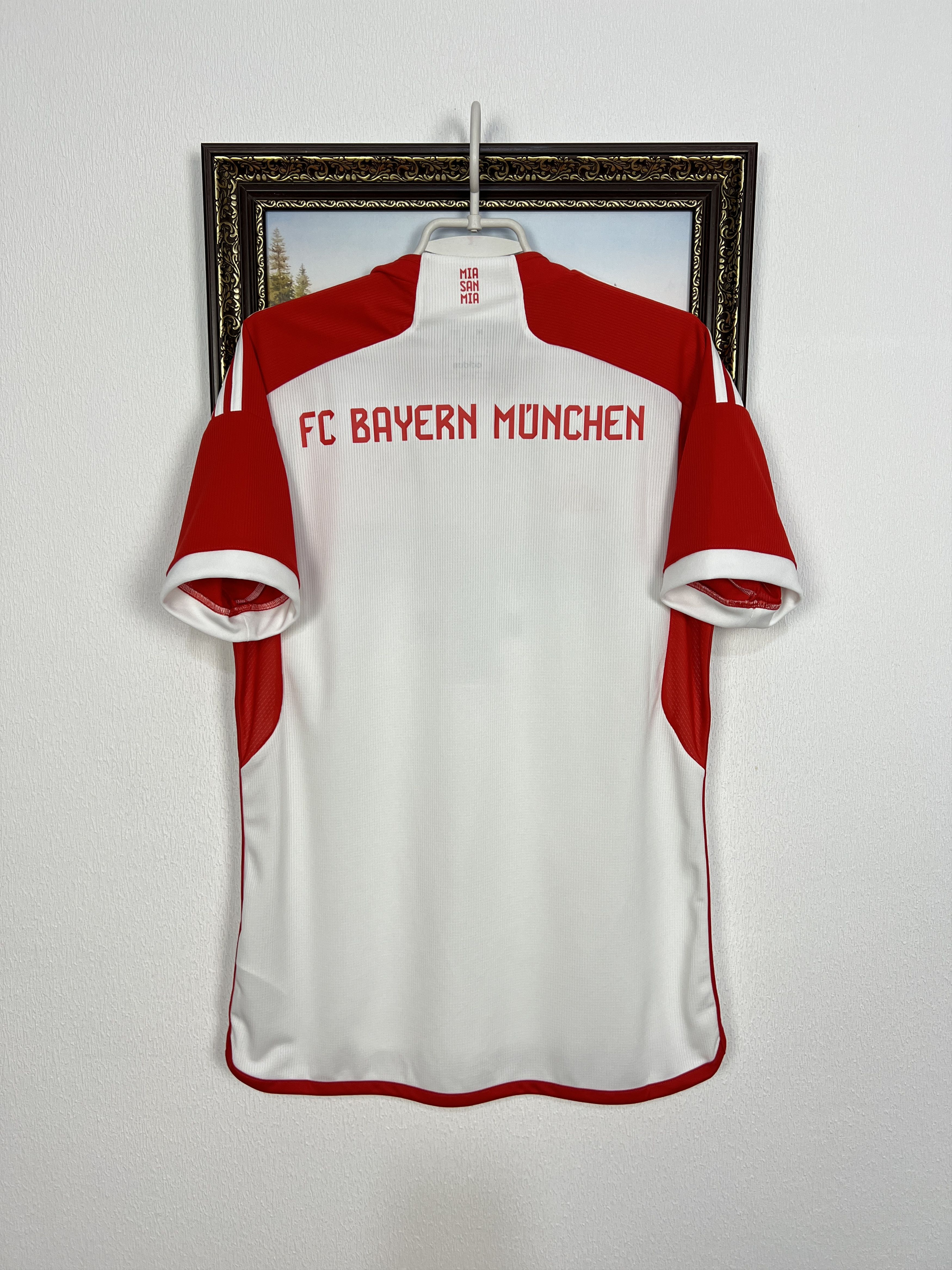 Adidas Bayern Munich Home football shirt 2023 Soccer Adidas Size US M / EU 48-50 / 2 - 13 Thumbnail