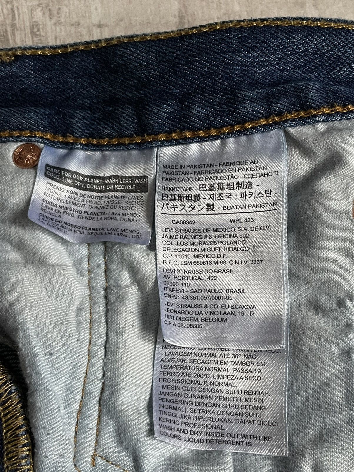 Levi's Vintage Levi’s Black Flag Denim Jeans Punk Distressed Faded Size US 33 - 11 Thumbnail