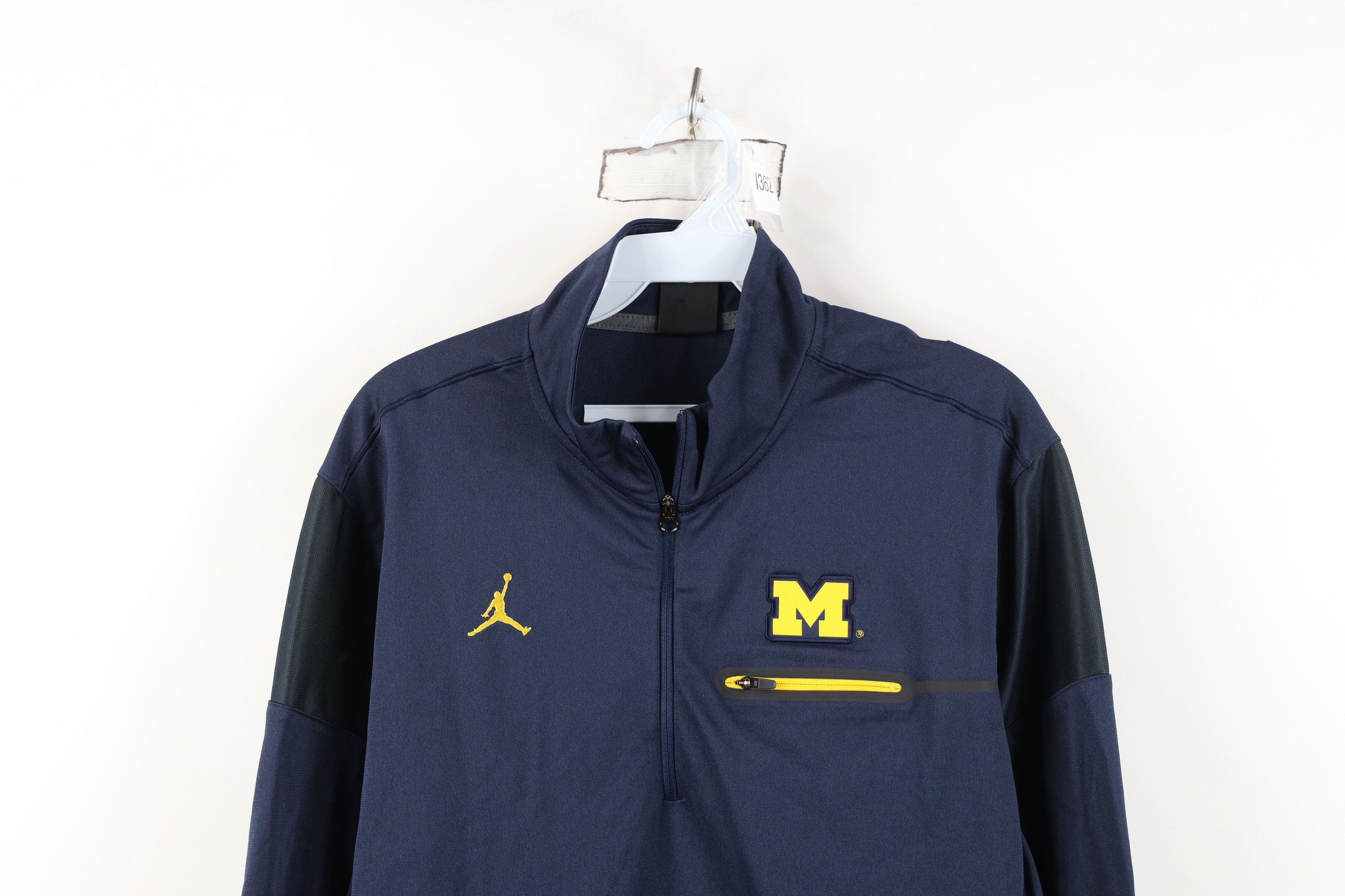 Nike Nike Air Jordan University of Michigan Football Jacket Top Size US L / EU 52-54 / 3 - 2 Thumbnail