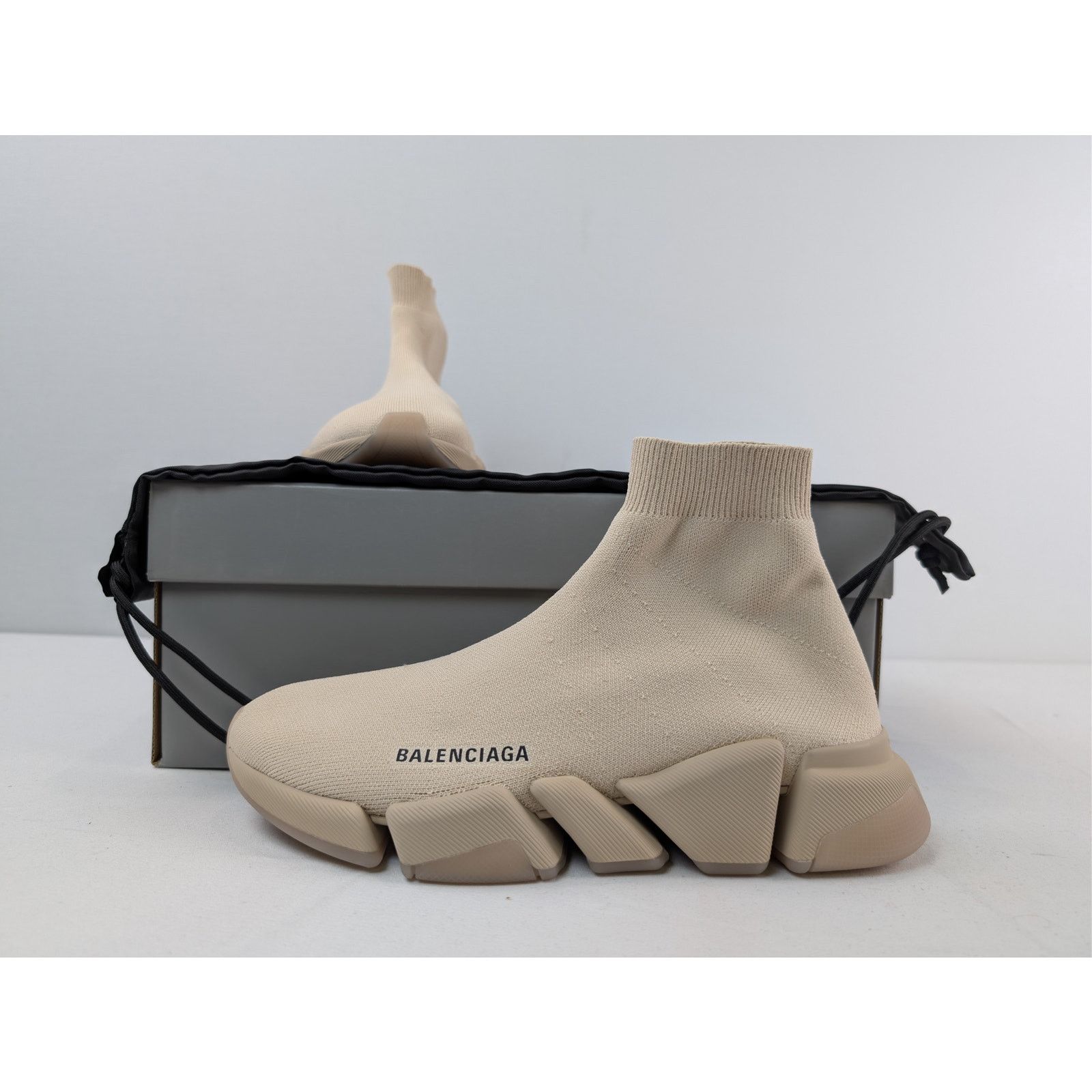 Balenciaga o1rshd1 Speed 2.0 Re Cycled Sneakers in Sand Beige Size US 7 / EU 40 - 18 Thumbnail