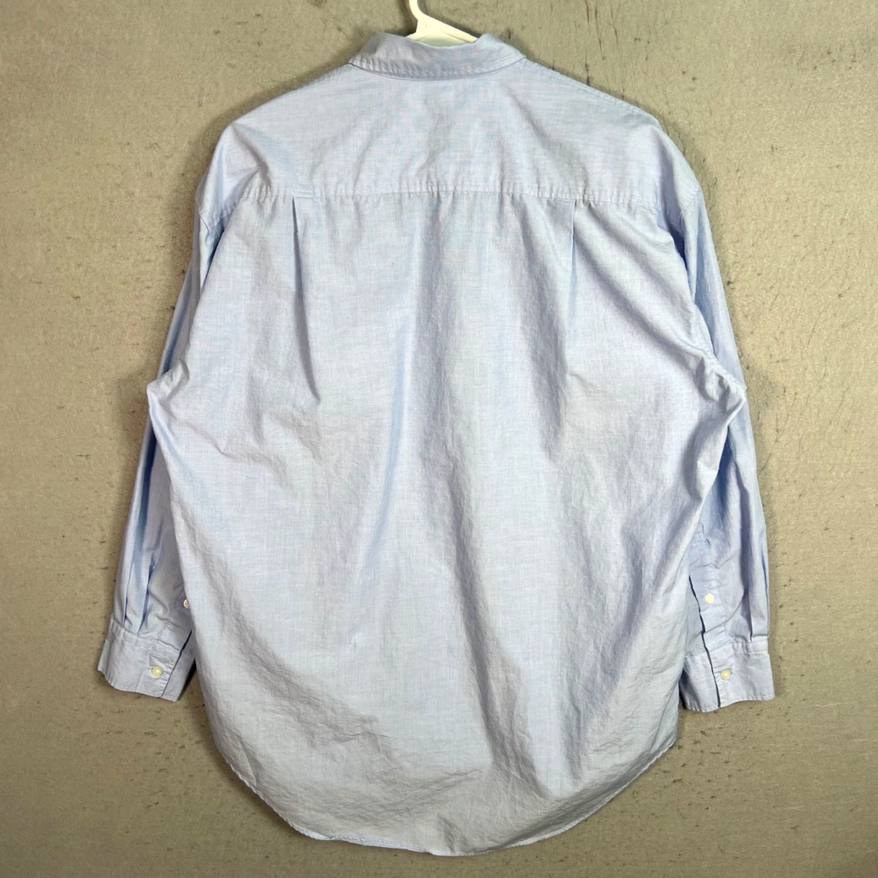 Uniqlo UNIQLO Shirt Mens Small Light Blue Button-Up Cotton Polyester Solid Casual Size S / US 4 / IT 40 - 2 Thumbnail