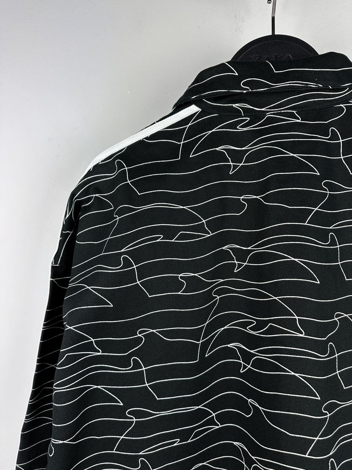 Adidas NEW🏷️ Adidas Originals Dolphin Print Jacket Size US S / EU 44-46 / 1 - 12 Thumbnail