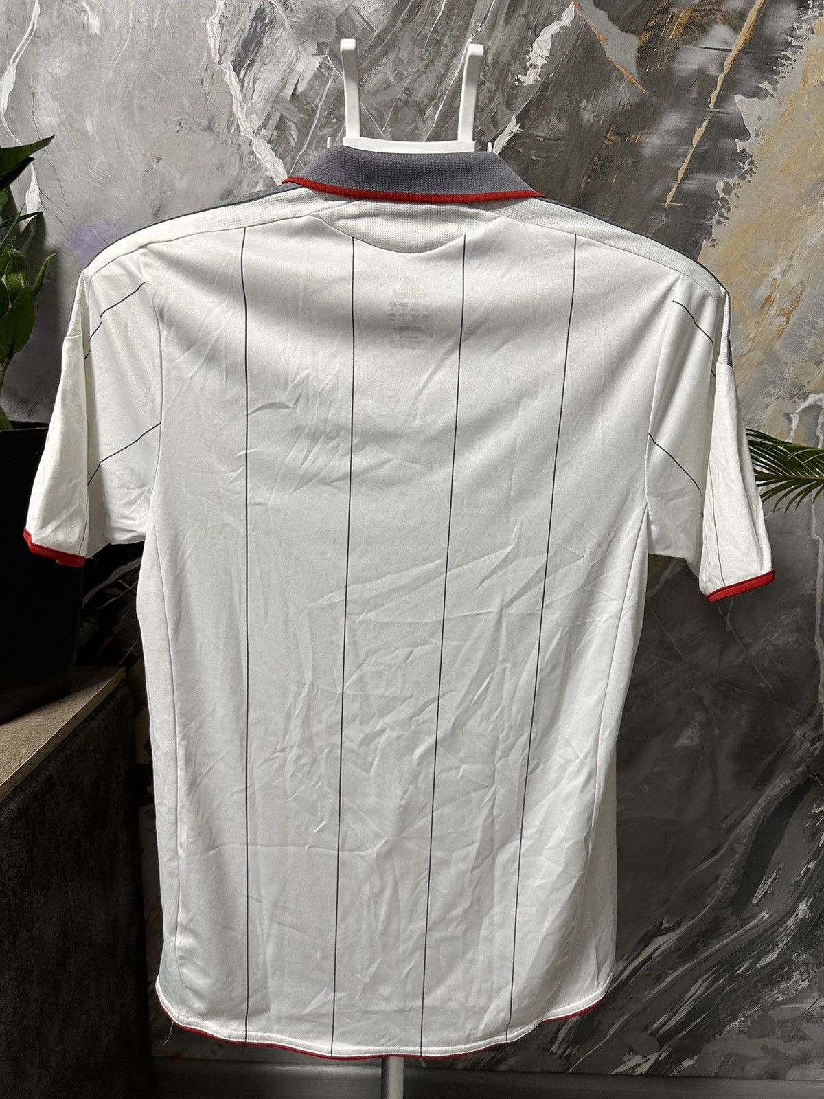 Adidas FC Bayern Monachium 2009/10 Home Jersey T-moblie Munich Size US S / EU 44-46 / 1 - 6 Thumbnail